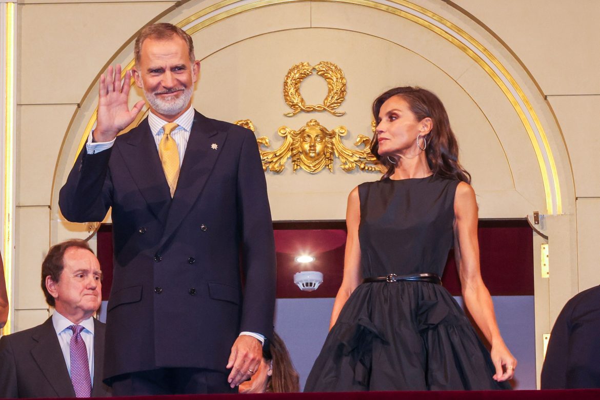 ​Felipe y Letizia cambian la historia del Teatro Real: abren el palco a la sociedad civil (y ya hay candidatos para estrenarlo) 
