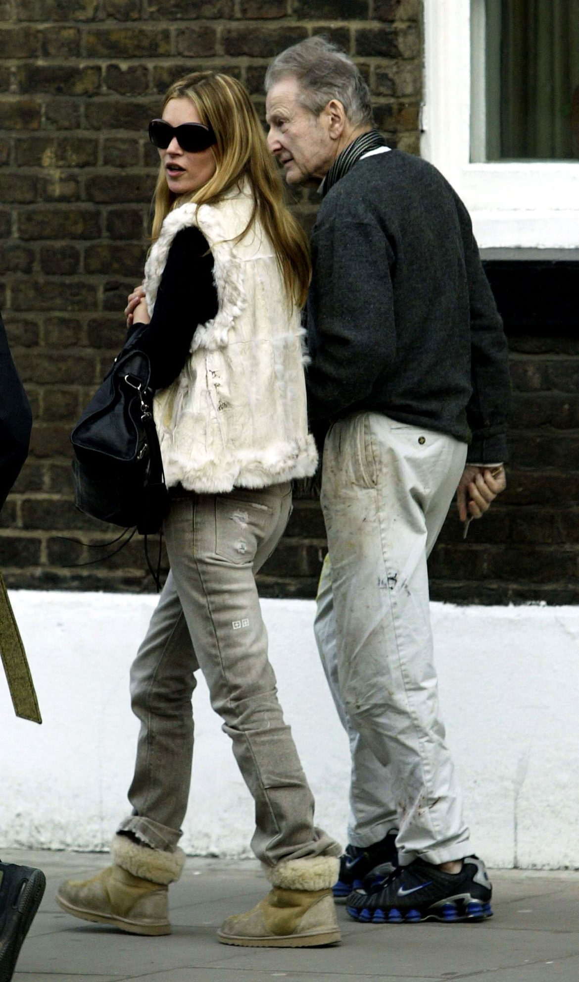 ​El posado de Kate Moss para Lucian Freud que se subastó por 4 millones de euros, el inicio de una amistad entre modelo y artista que inspira el biopic del otoño 