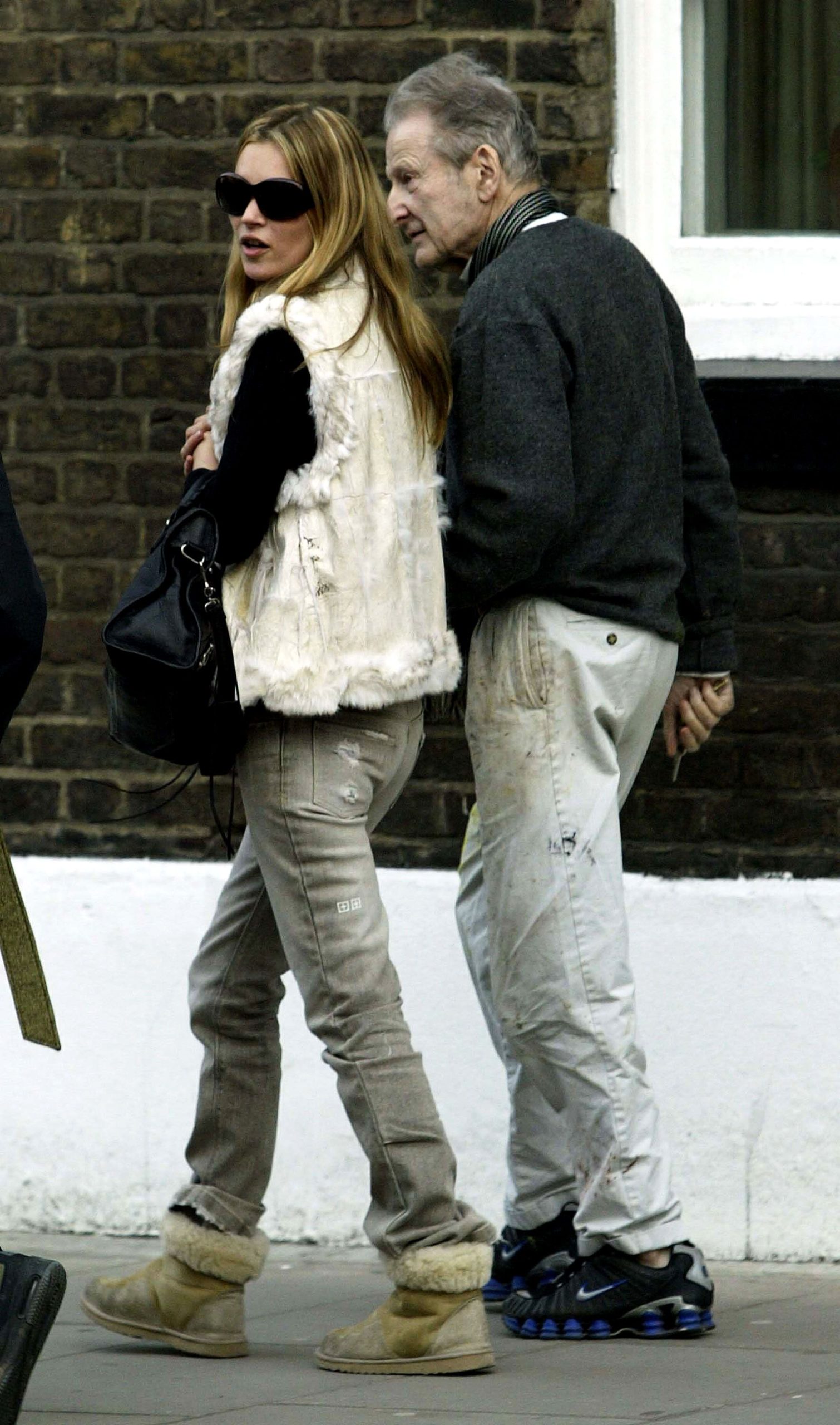 ​El posado de Kate Moss para Lucian Freud que se subastó por 4 millones de euros, el inicio de una amistad entre modelo y artista que inspira el biopic del otoño 