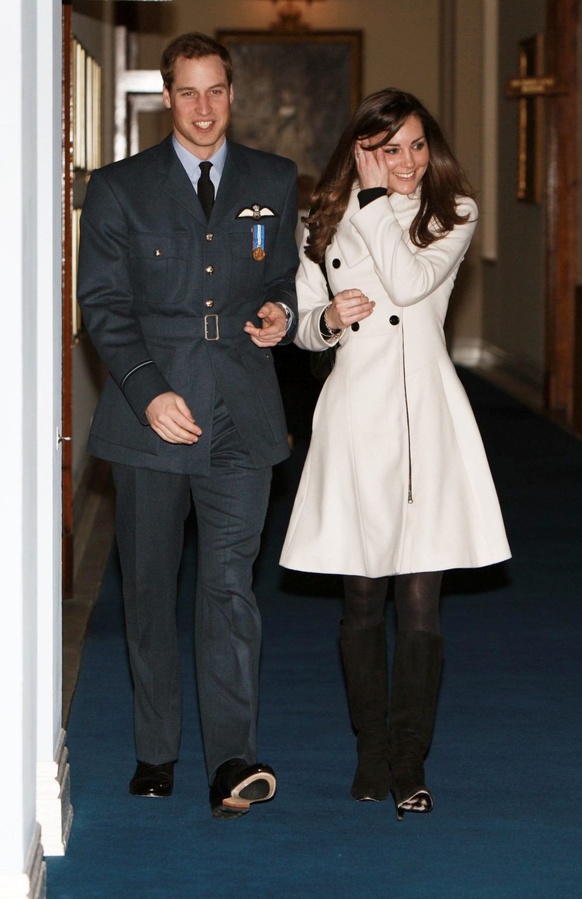 ​Un exmayordomo relata la romántica cena de reencuentro entre Guillermo y Kate Middleton tras su ruptura de 2007: «Estaban ellos dos solos» 