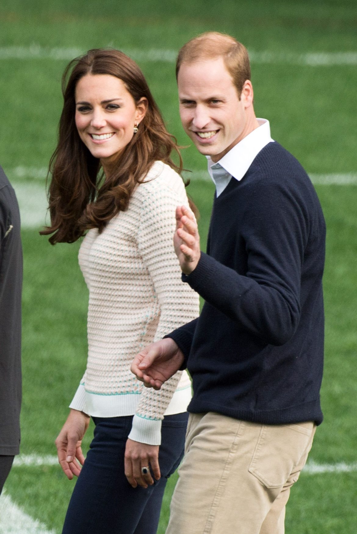 ​La reacción de Kate Middleton cuando un mayordomo se atrevió a hacer un comentario al príncipe Guillermo sobre su calvicie 