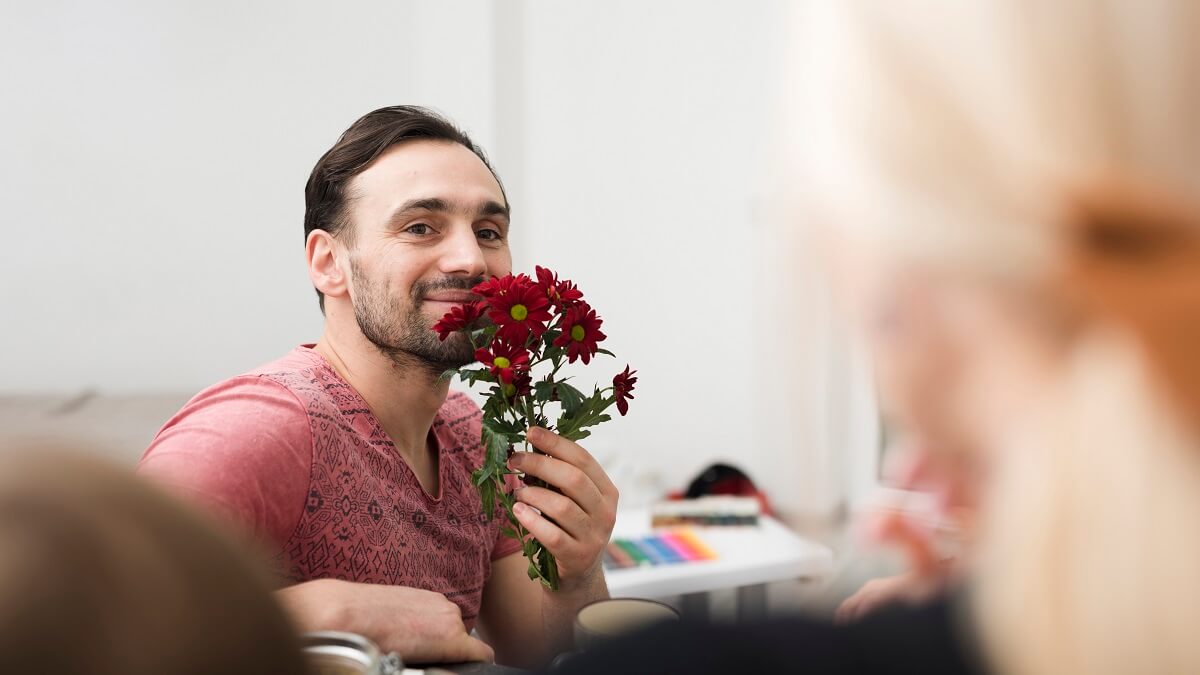 ¿Crees que un famoso está enamorado de ti? señales de erotomanía y qué hacer al respecto.