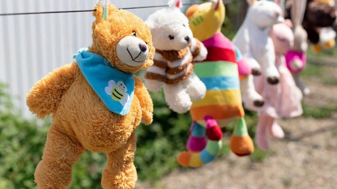 Cómo limpiar y cuidar tus peluches sin dañarlos: guía práctica