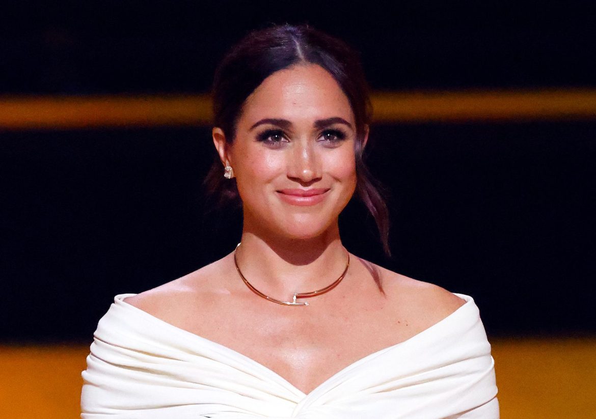 ​Meghan Markle reaparece por sorpresa en el desfile de Balenciaga: su primera vez en la Semana de la Moda de París en una década 