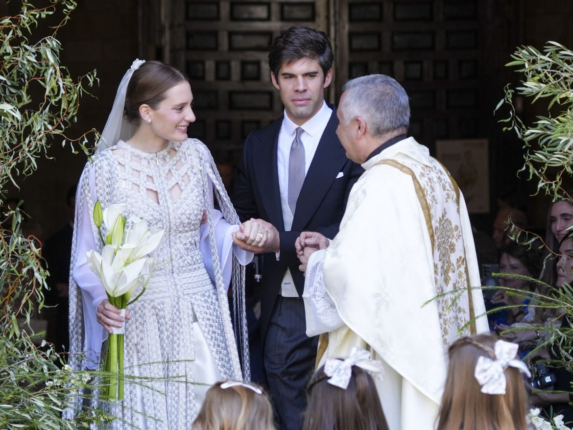 ​De los duques de Huéscar a Ágatha Ruiz de la Prada: la boda de Fernando Palazuelo (hermano de Sofía) y la actriz Micaela Belmont 