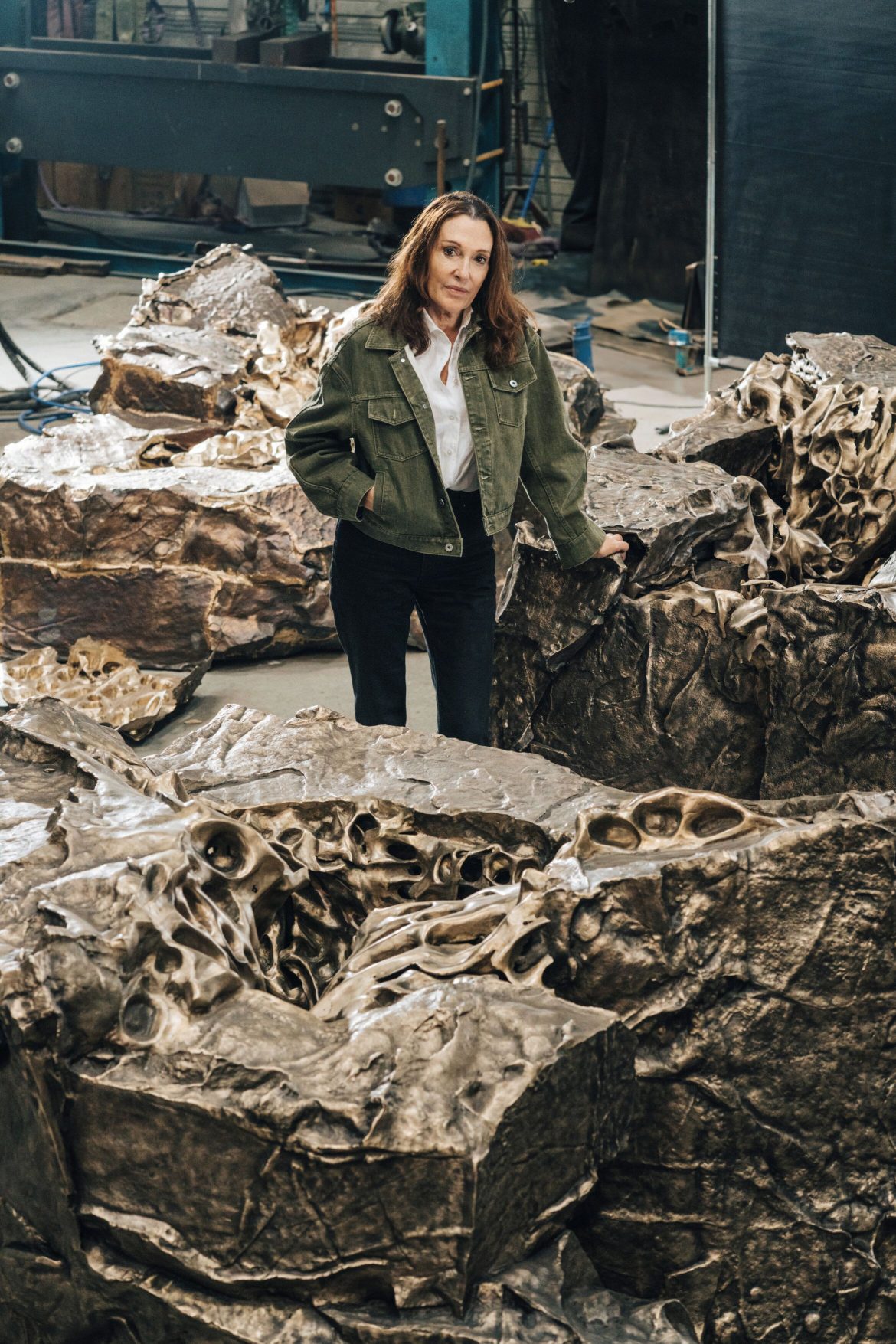 Cristina Iglesias: “El arte siempre es político, a veces de forma más directa y a veces de formas simbólicas”
