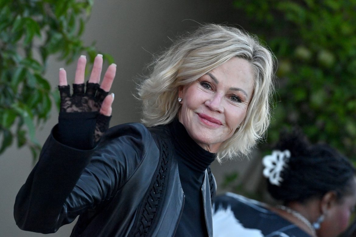 ​Melanie Griffith y su vida de ‘antiestrella’ en Hollywood: cafés con su íntima Goldie Hawn, una casa de estilo neocolonial en las colinas y muy pendiente siempre de su madre 