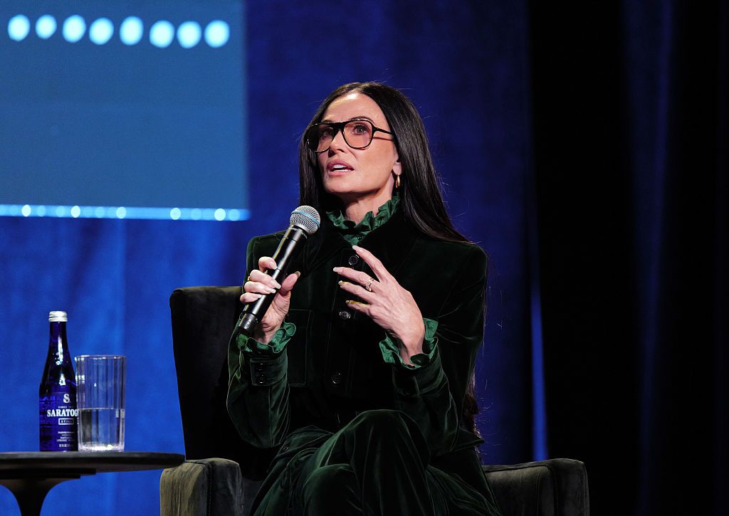 “Se moría de vergüenza”: Demi Moore cree que su embarazo incomodó a Tom Cruise durante los ensayos de Algunos hombres buenos