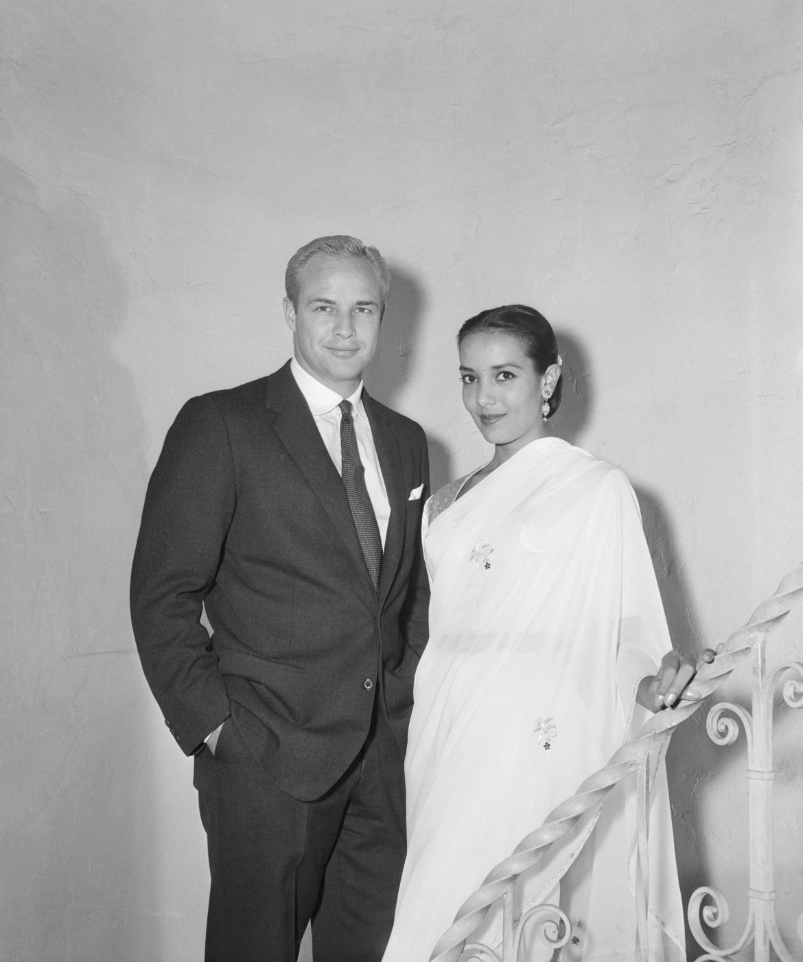 ​La boda de Marlon Brando y Anna Kashfi: una novia con sari, un amor breve y un hijo condenado por homicidio 