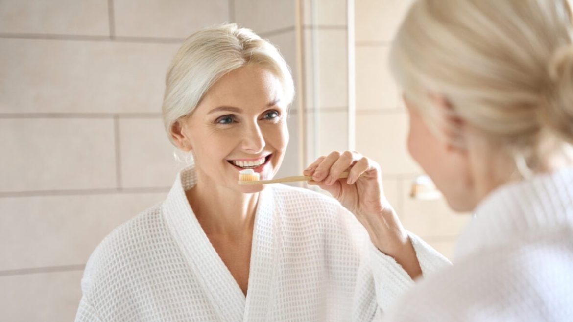 Cómo tener buen aliento todo el día: la guía práctica definitiva