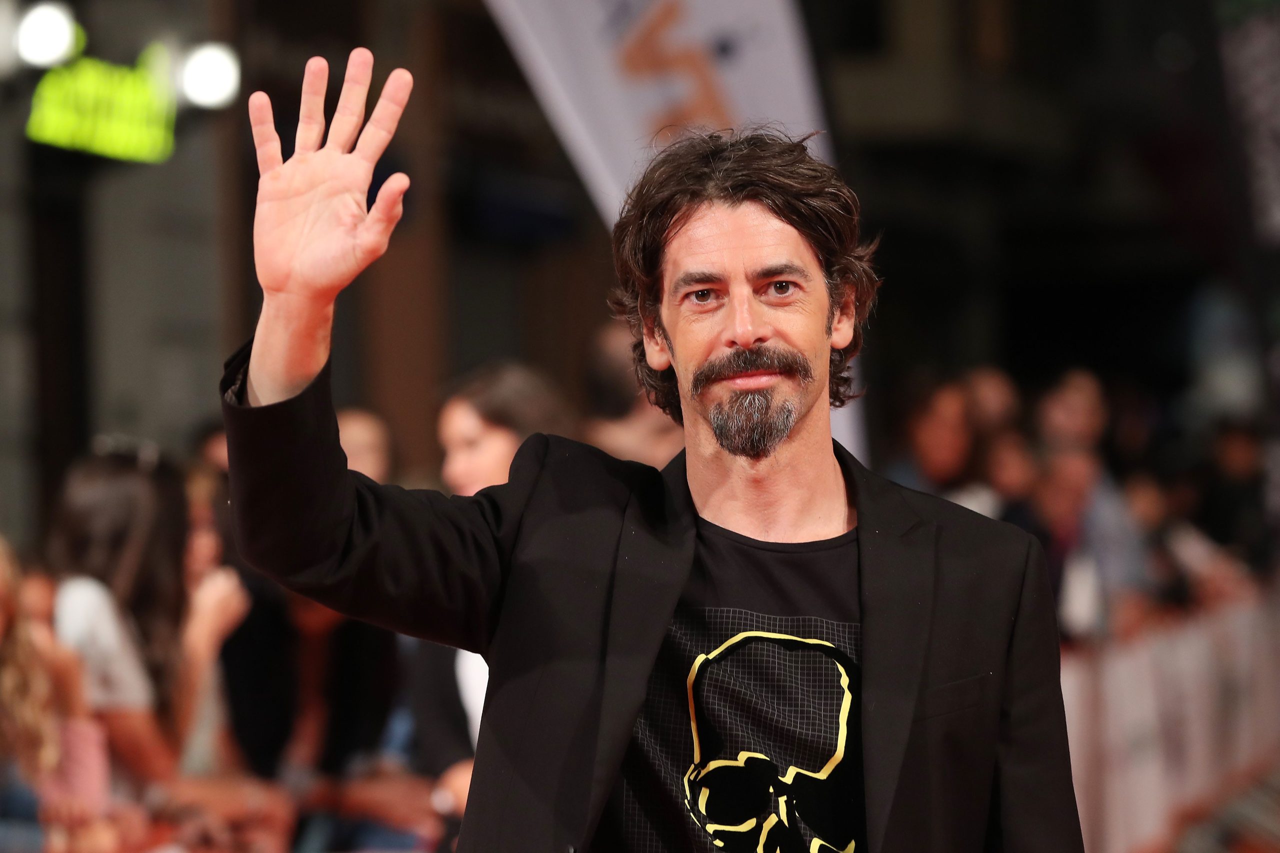 ​Eduardo Noriega y su hermética vida personal 30 años después del rodaje de Tesis: un amor que le rompió el corazón y la relación con la madre de su hija que surgió en un festival solidario 