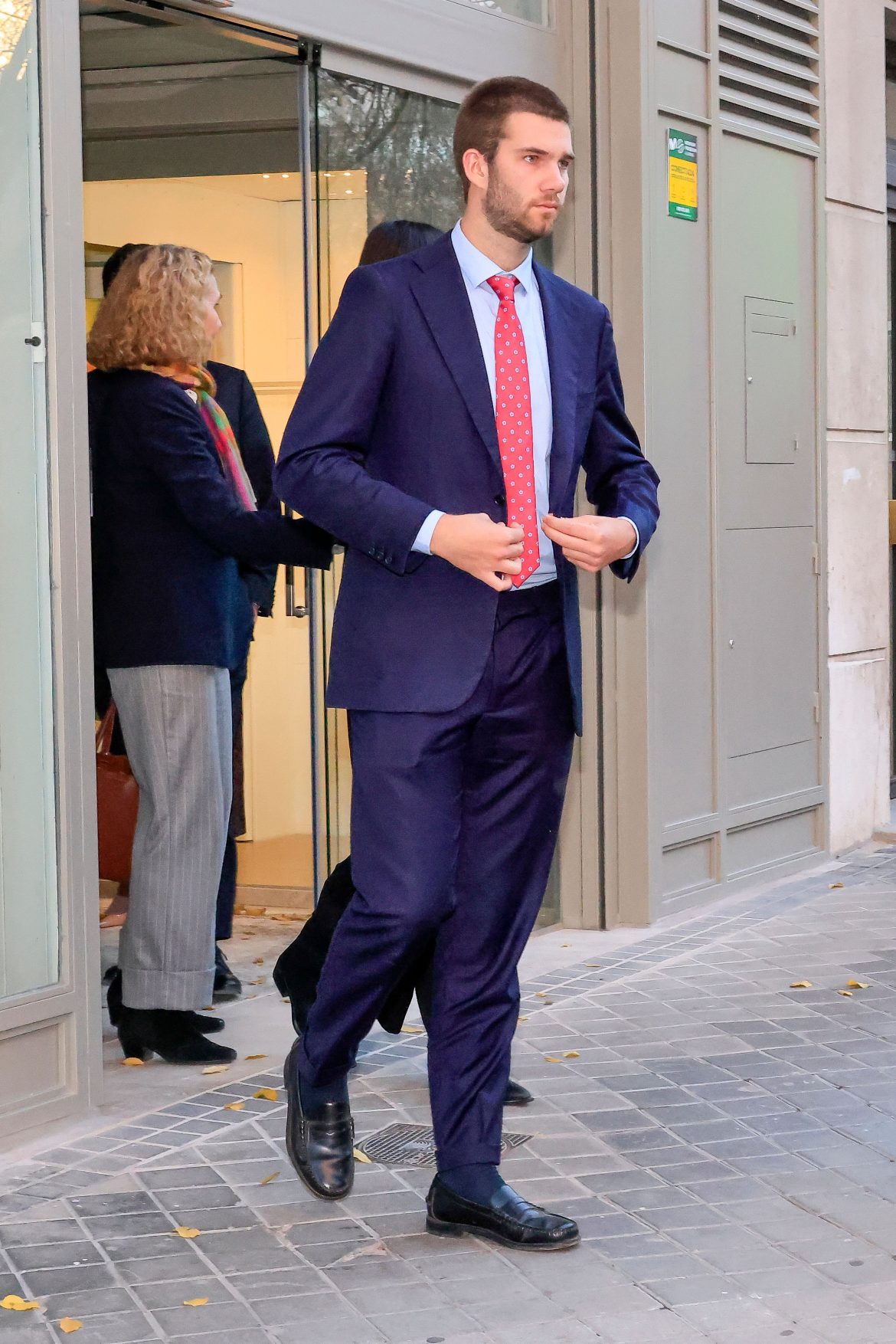 ​Juan Valentín Urdangarin y su hermética vida en Londres: paseos por Chelsea, escapadas a Barcelona para ver a su madre y enamorado de una joven que estudió en la misma universidad que Guillermo y Kate Middleton 