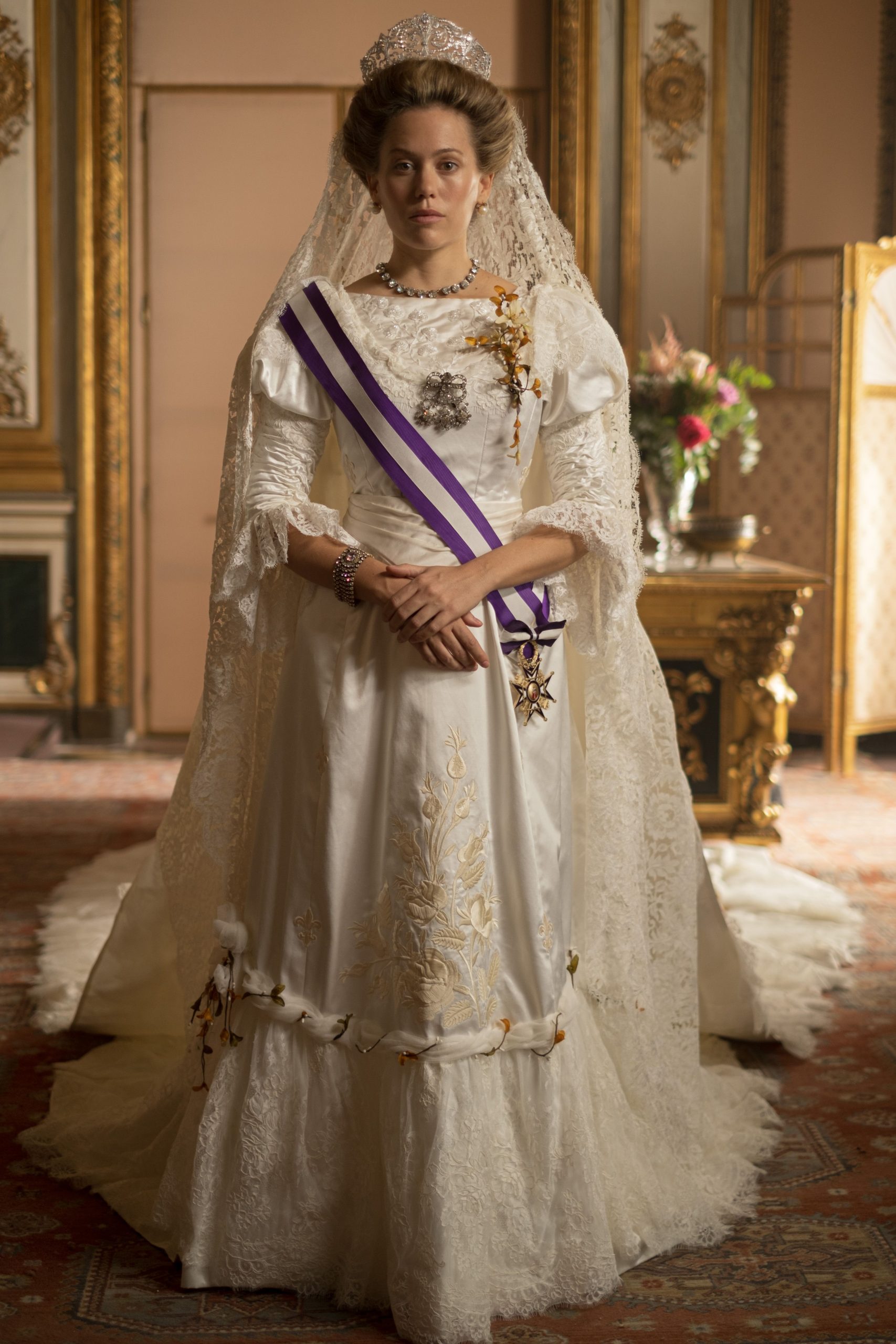 ​“Aquí era considerada moderna, adelantada a su tiempo, porque hacía deporte, fumaba…”: Kimberley Tell, la actriz que da vida a la reina Victoria Eugenia 