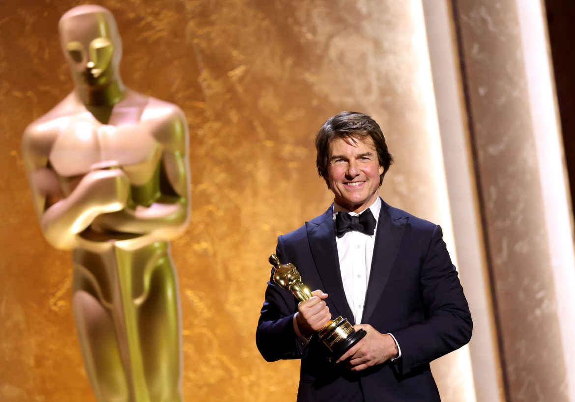 ​Tom Cruise por fin tiene su Oscar: “Haré siempre todo lo posible para proteger el poder del cine… Espero que sin romperme demasiados huesos” 