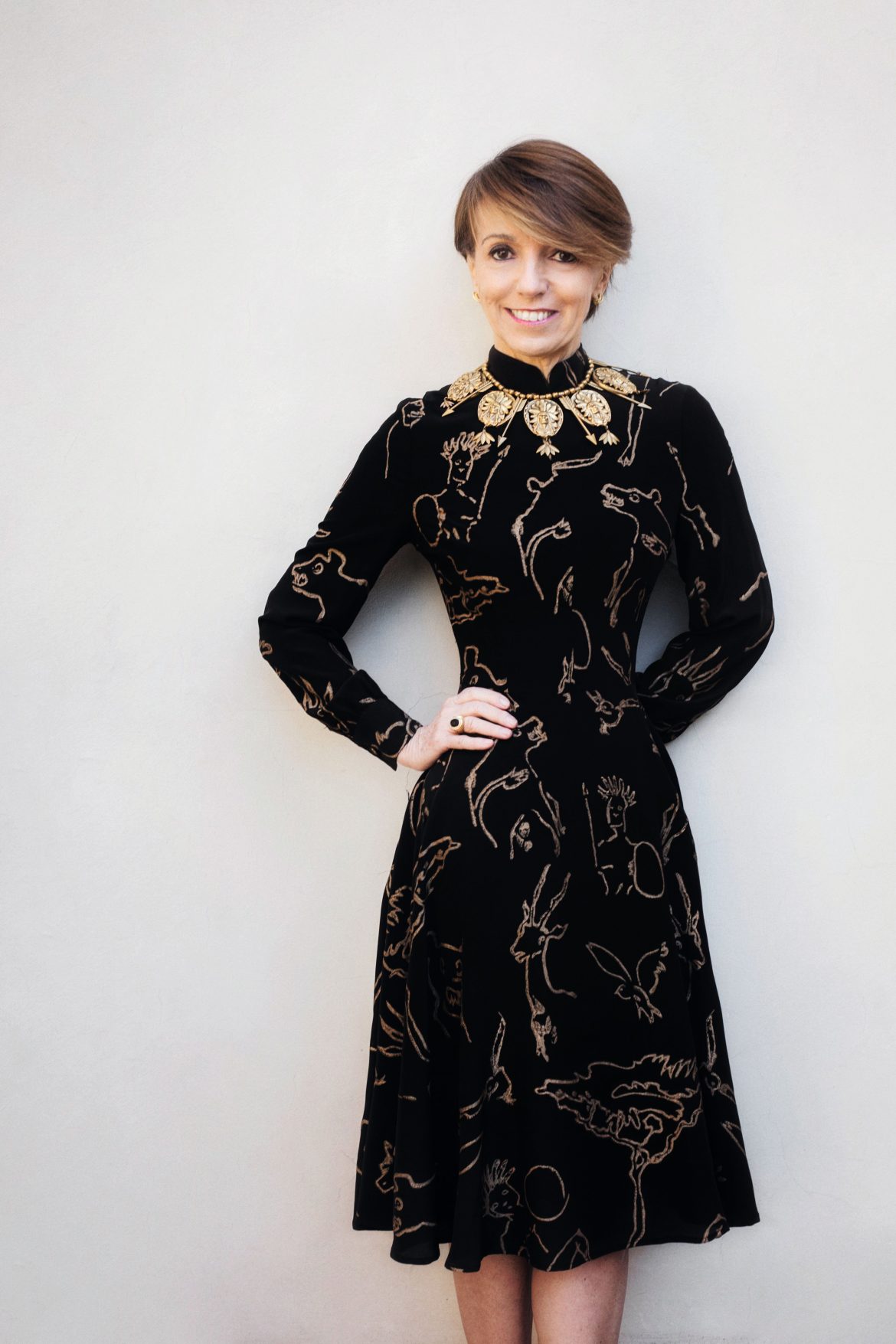 ​Patrizia Sandretto Re Rebaudengo: “Primero elijo la alhaja y después el resto del outfit. El traje es como una pared sobre la que exponer la joya, que es la obra de arte” 