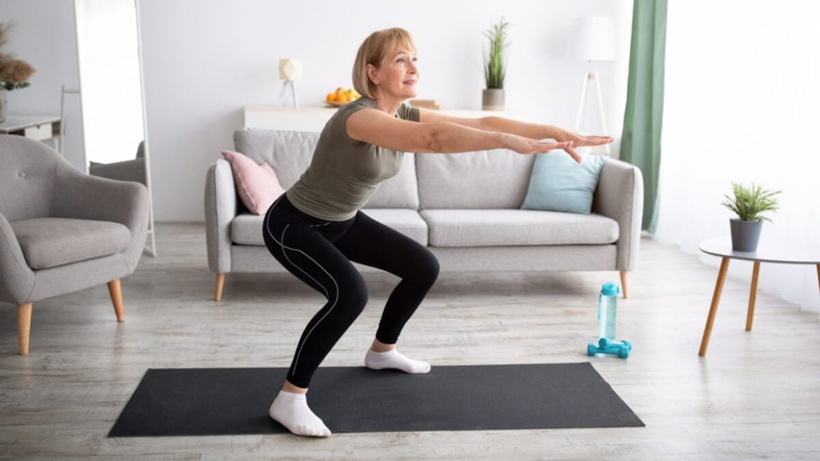 8 ejercicios para fortalecer tus piernas en casa con tu propio peso