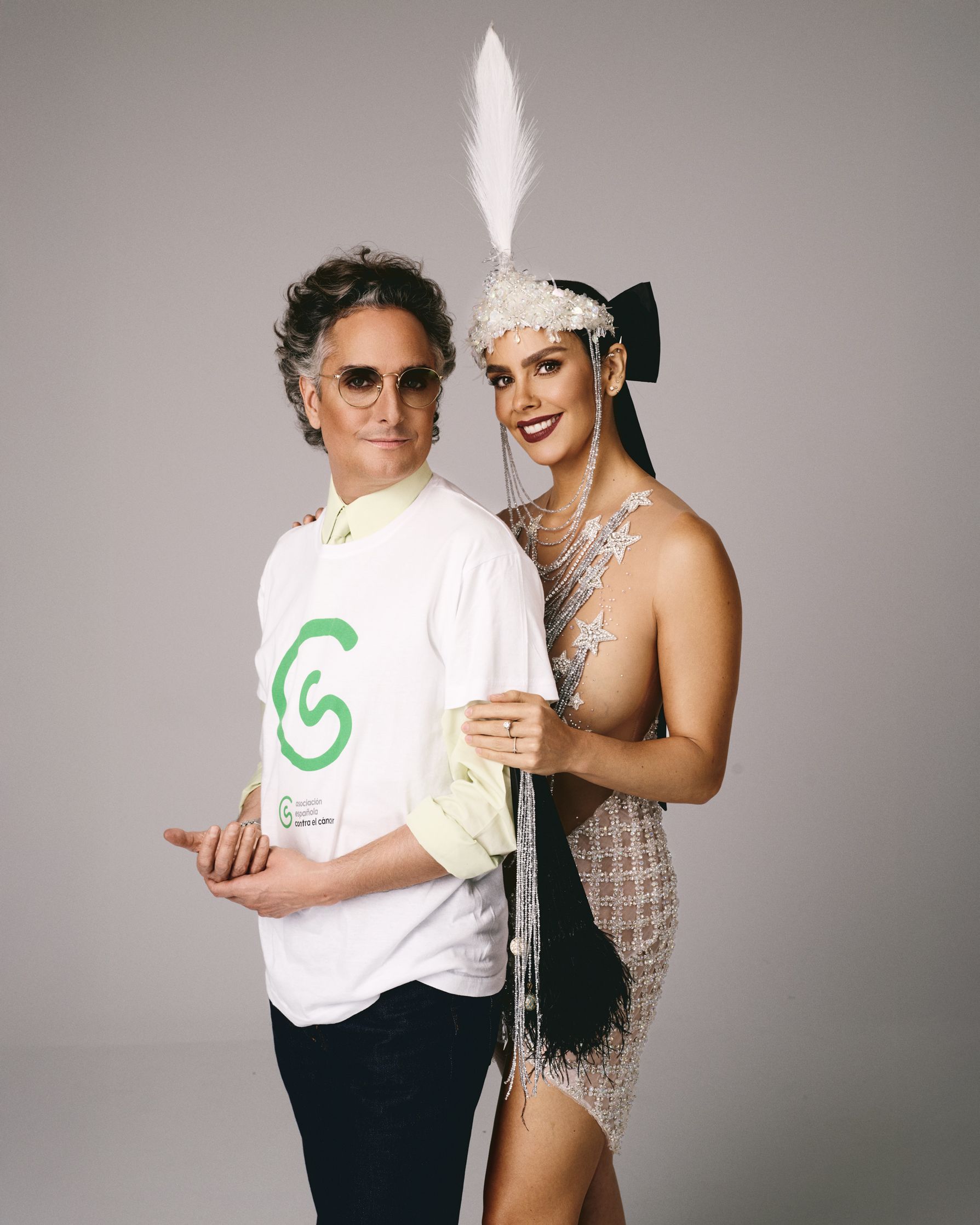 ​Josie: “Cristina Pedroche meditó mucho si aceptar o no mi propuesta para las campanadas de este año. Suponía acabar con unos vestidos muy importantes para ella” 