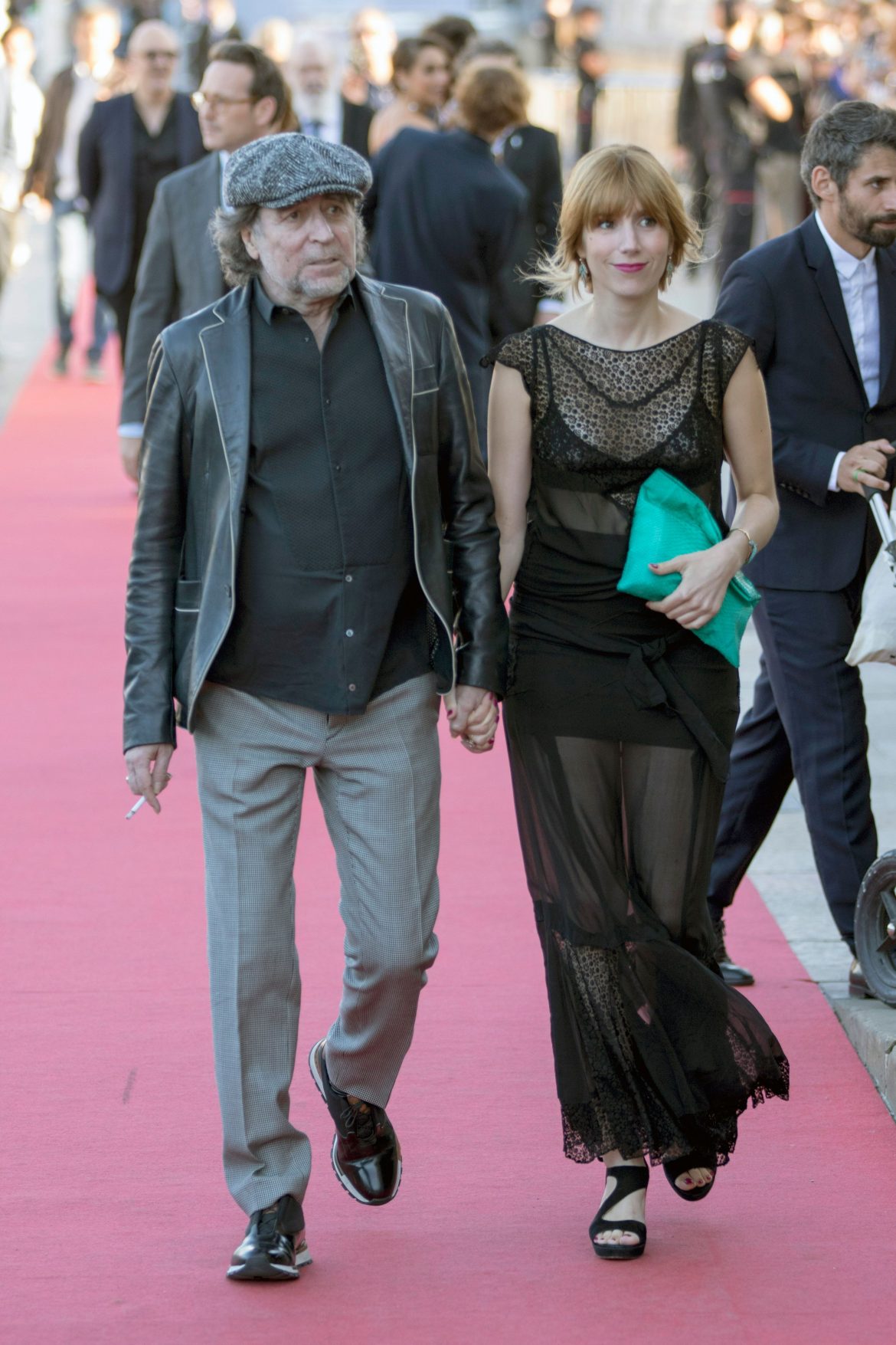 ​Joaquín Sabina y su adiós a los escenarios: así es Carmela, su hija mayor, productora de cine, ganadora de Goya con Verónica Echegui y gran amiga de Alfonso Bassave 