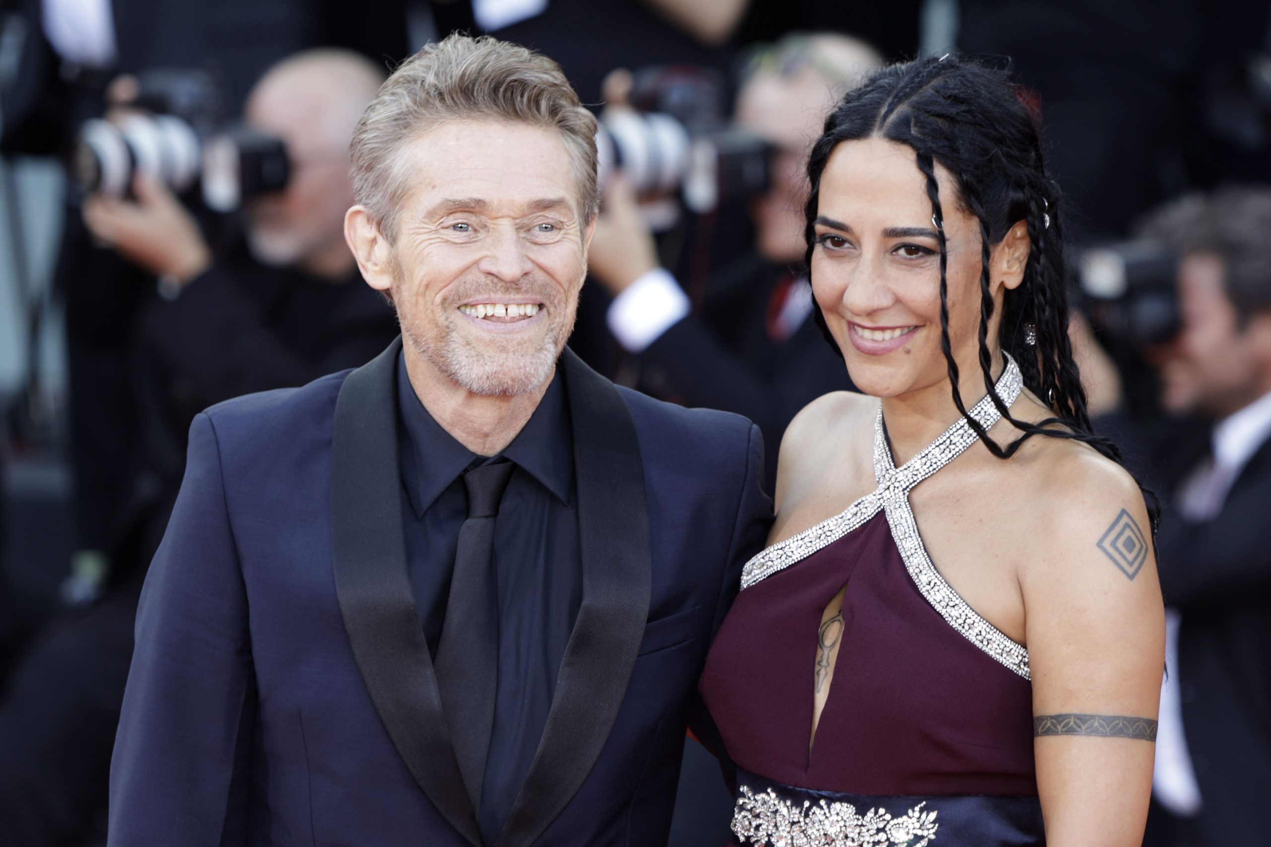 Giada Colagrande (Agadez), la mujer artista de Willem Dafoe: “Fui yo quien insistió en irnos a una granja, pero está enamorado del lugar y ahora no podríamos vivir en otro sitio”