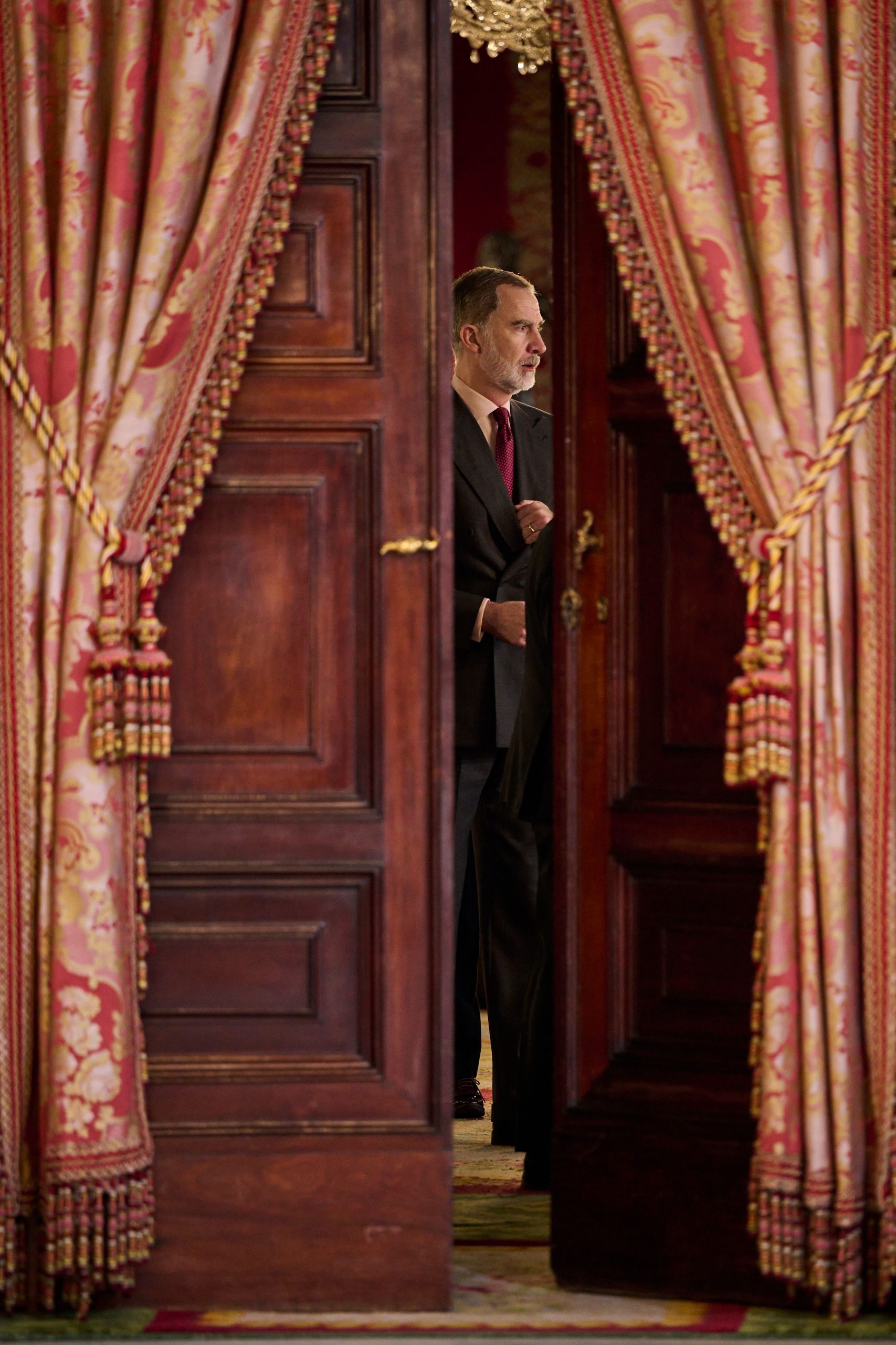 ​Felipe VI, más cómodo que el rey Juan Carlos en el Palacio Real: de sus mensajes de Navidad en “el palacio de todos los españoles”, al crucial antes y después de 2017 que ensayó con Obama 