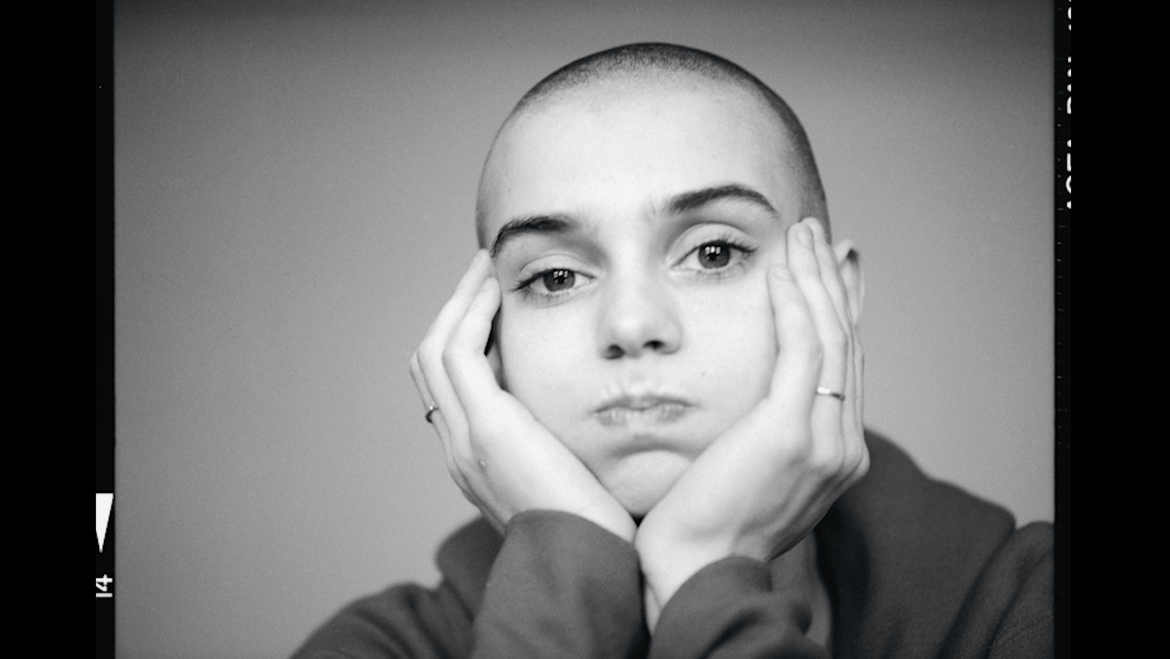 ​“Sinéad O’Connor quería volver a ser la niña que cantaba y tocaba la guitarra” 