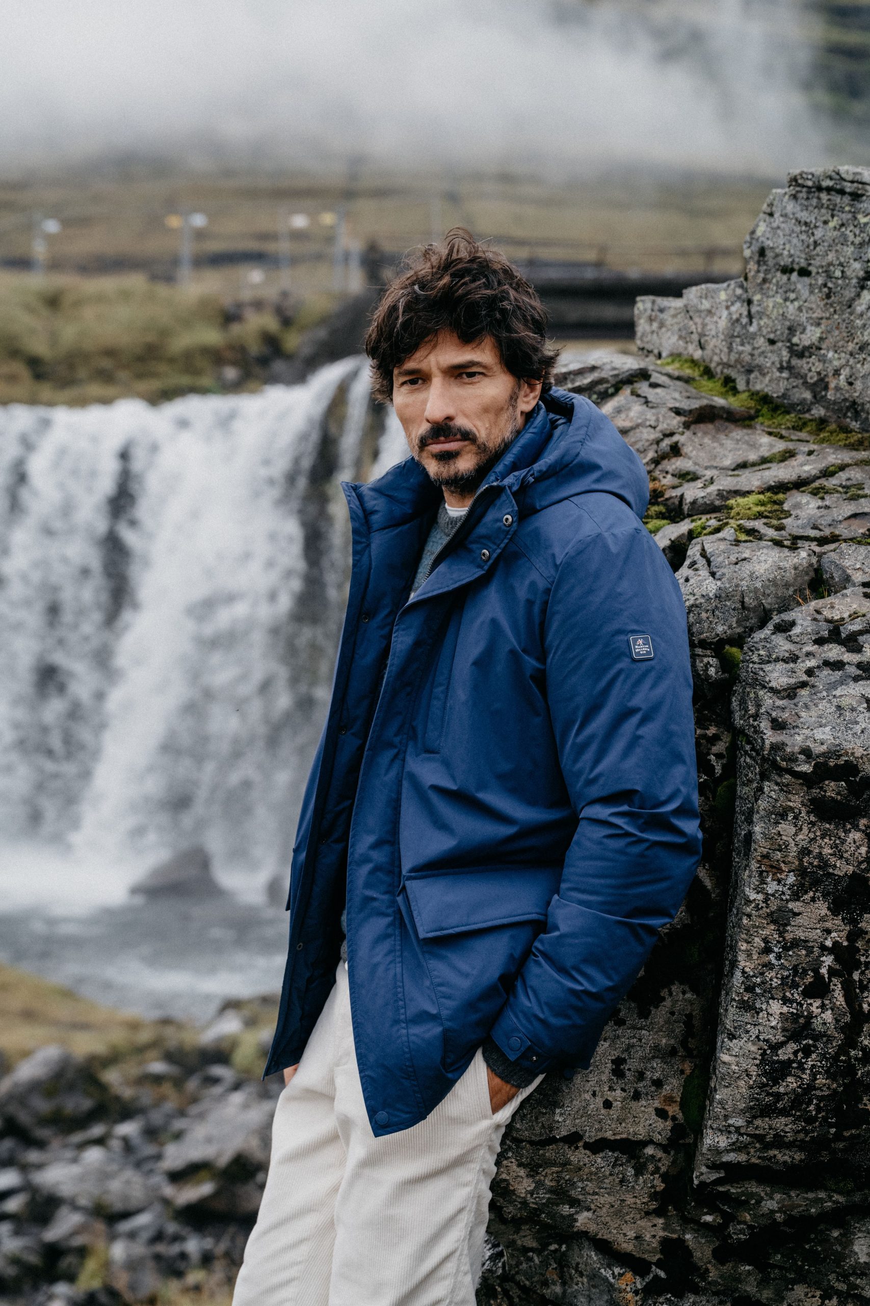 Los #FavoritosVF de la semana: el regalo que combina diseño, aventura y experiencias únicas, la colección para brillar sin esfuerzo estas fiestas y el coche que se inspira en la caída de la seda