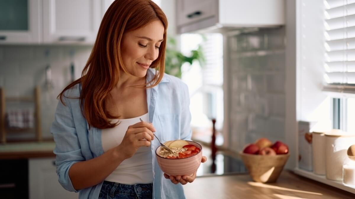 ¿Siempre te da sueño a las 11? Esta es la clave para evitar el bajón de energía a media mañana