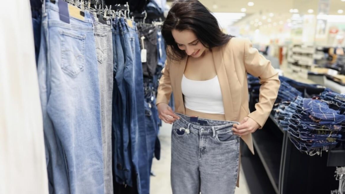 Jeans cómodos y favorecedores: qué tener en cuenta para que no aprieten ni marquen