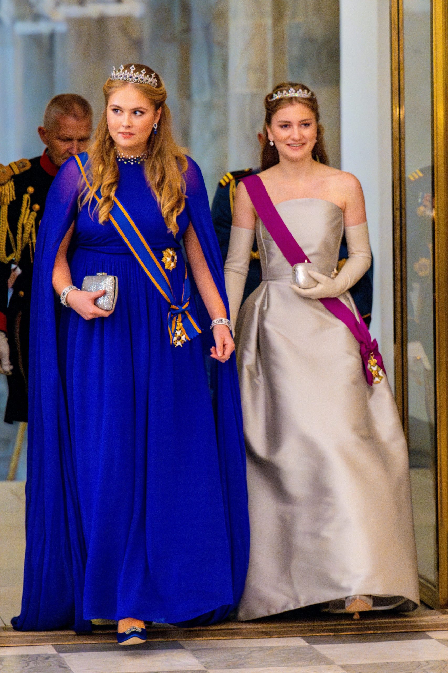 ​Amalia de Holanda, Elisabeth de Bélgica, Leonor de España e Ingrid de Noruega: los looks más bonitos que lucieron en 2025 las jóvenes reinas del mañana 