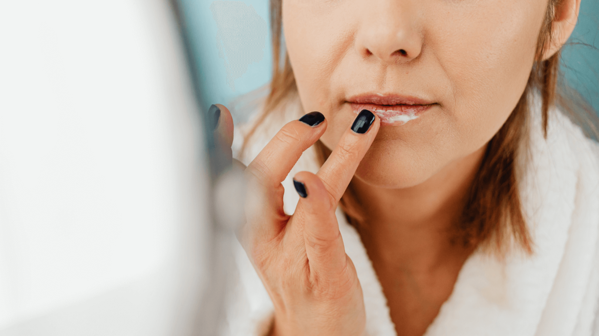 ¿Labios resecos y agrietados?: aplica el “Lip Basting” para dejarlos lisos y brillantes