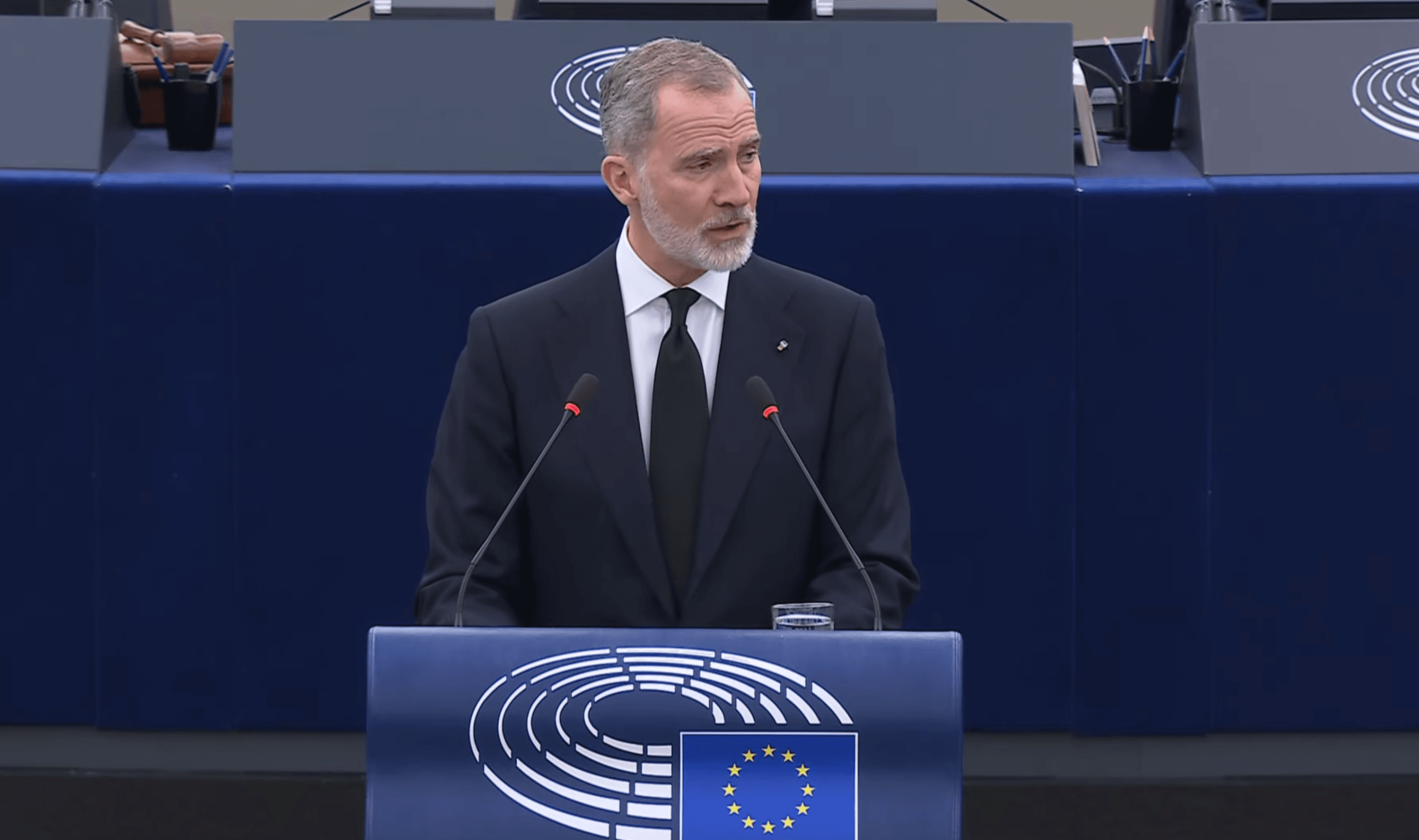 ​El rey Felipe agradece en el Europarlamento “las muestras de afecto” recibidas tras el accidente de Adamuz 