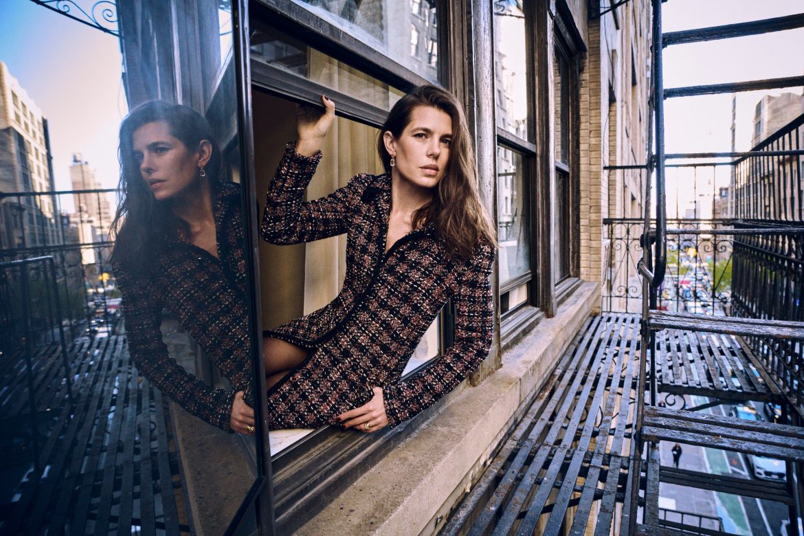 ​Hemos leído La Fêlure, el nuevo libro de Charlotte Casiraghi: una huida lejos de las apariencias y una invitación a escuchar lo que normalmente permanece en silencio 