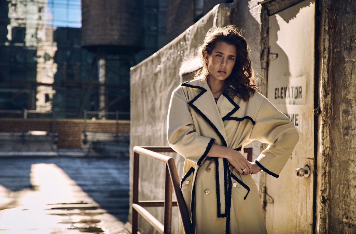 ​Charlotte Casiraghi: “De pequeña, escribía en trozos de papel. Escribía cartas en mi cuaderno cuando estaba triste o enfadada (…) Desde muy temprano, sentía que a través de las palabras era posible hacer presentes a los ausentes» 