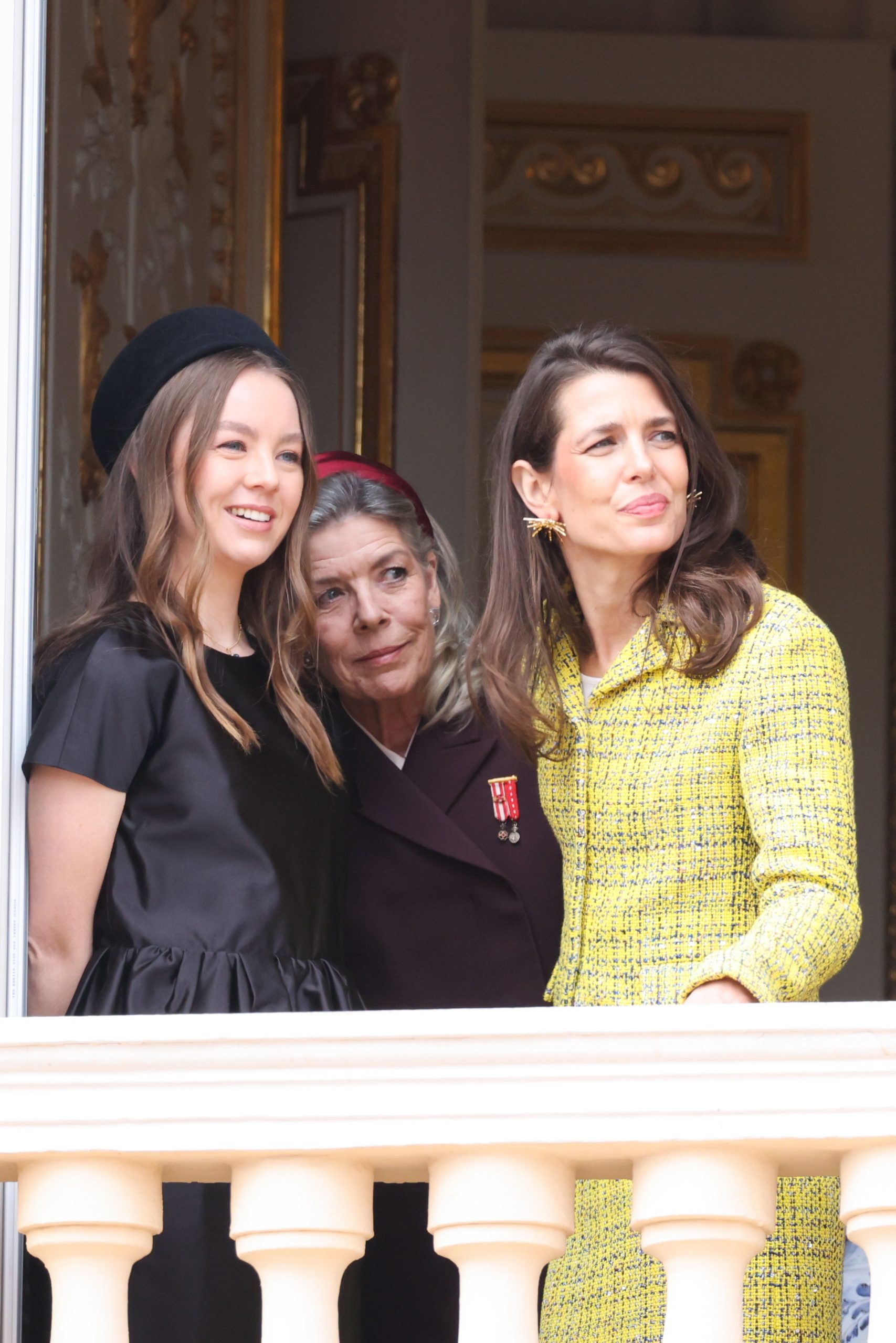 ​El bonito gesto que Alexandra de Hannover le dedica a su hermana, Charlotte Casiraghi, a unos días de que publique su primer libro en solitario 