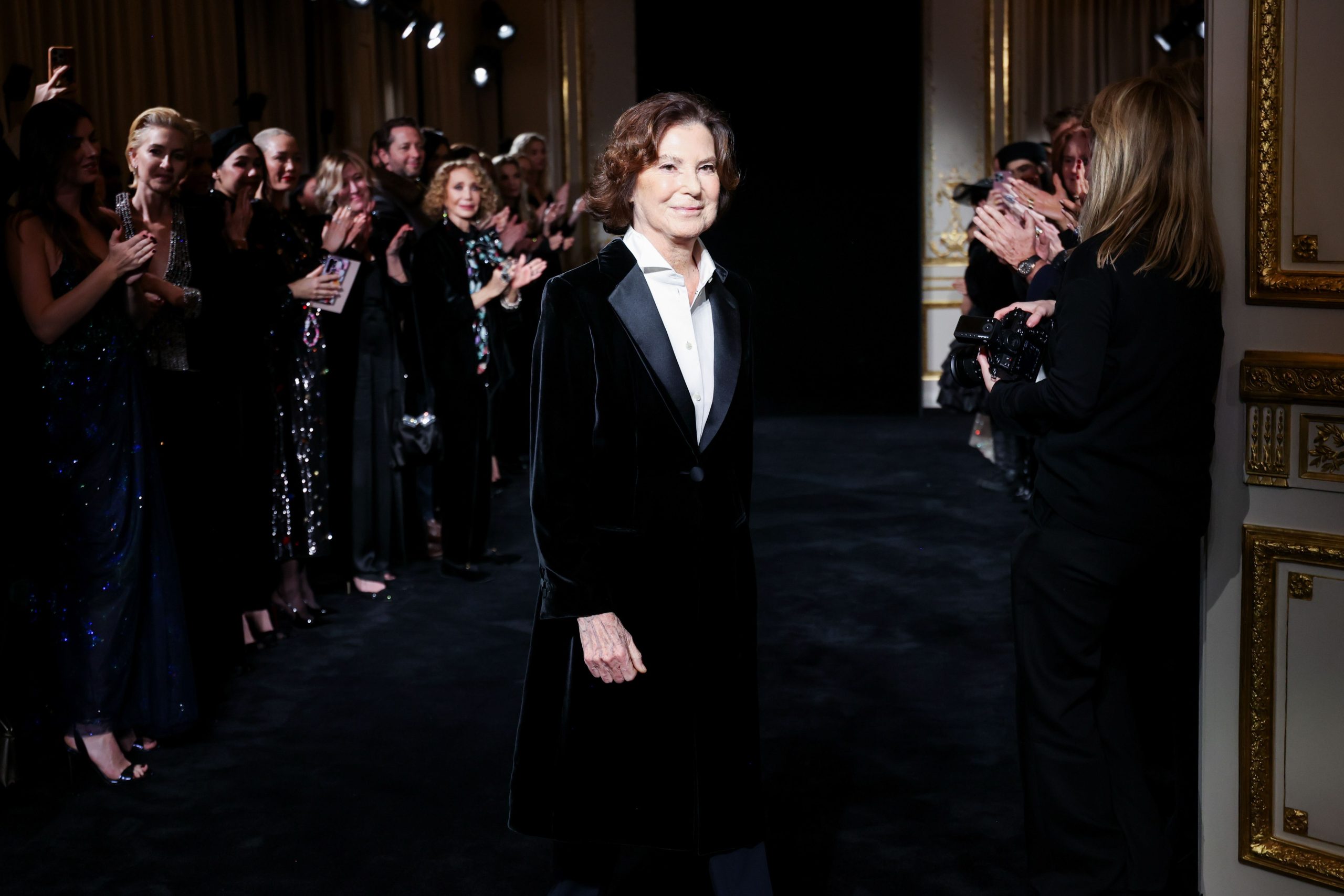 ​Silvana Armani, sobrina del maestro, firma una deslumbrante (y fiel) colección de debut al frente de Armani Privé 