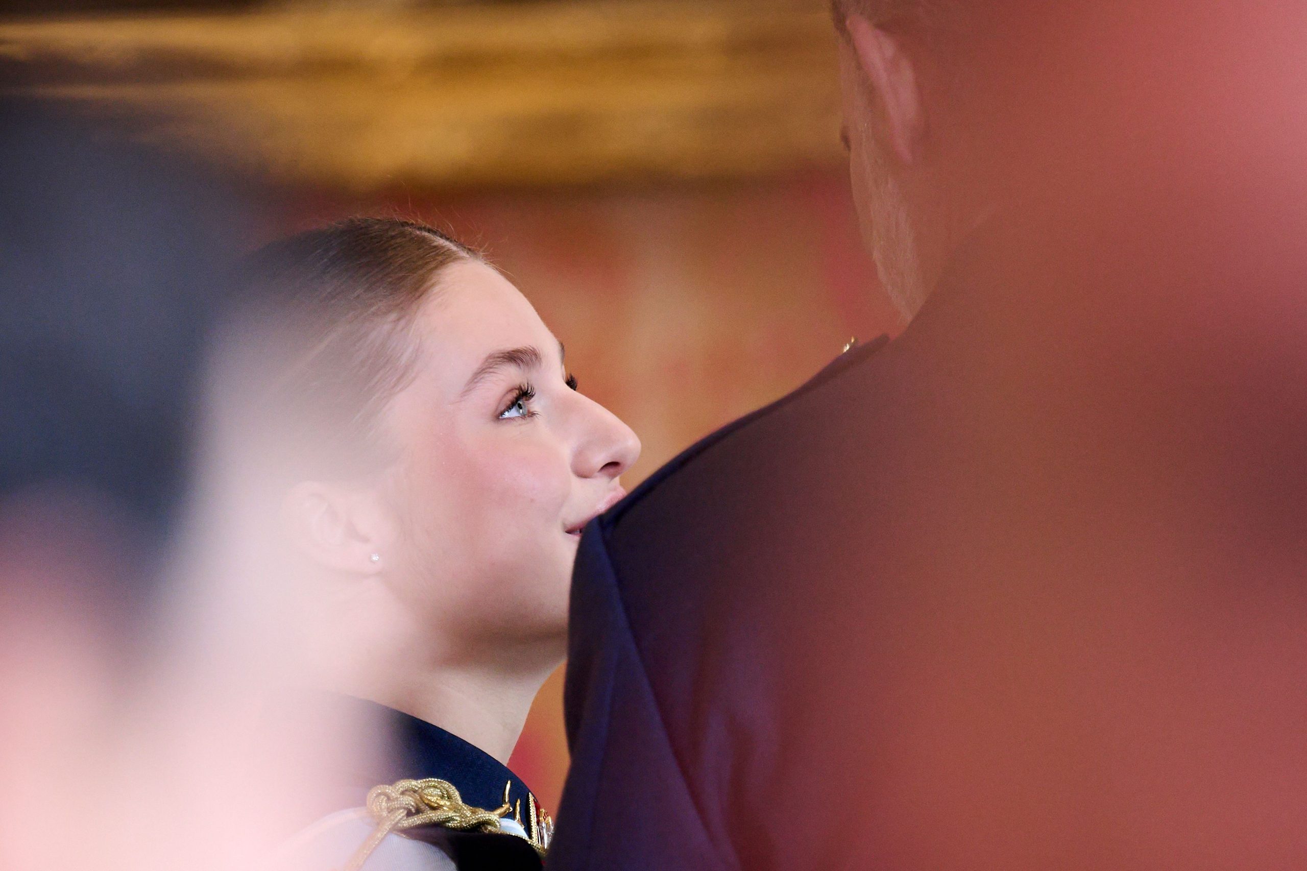 ​Así ven a Leonor en Italia: “Gusta desde siempre. Pero hay quienes piensan que se está volviendo un poco rígida, quizá demasiado encorsetada en su uniforme” 