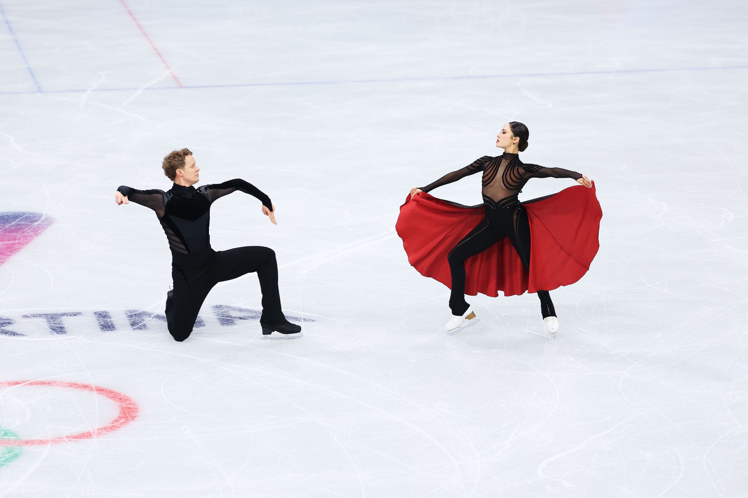 ​Hablamos con Antonio Najarro, el coreógrafo español que ha enseñado a bailar flamenco a la pareja estrella de patinadores del Team USA para los Juegos Olímpicos de Invierno 