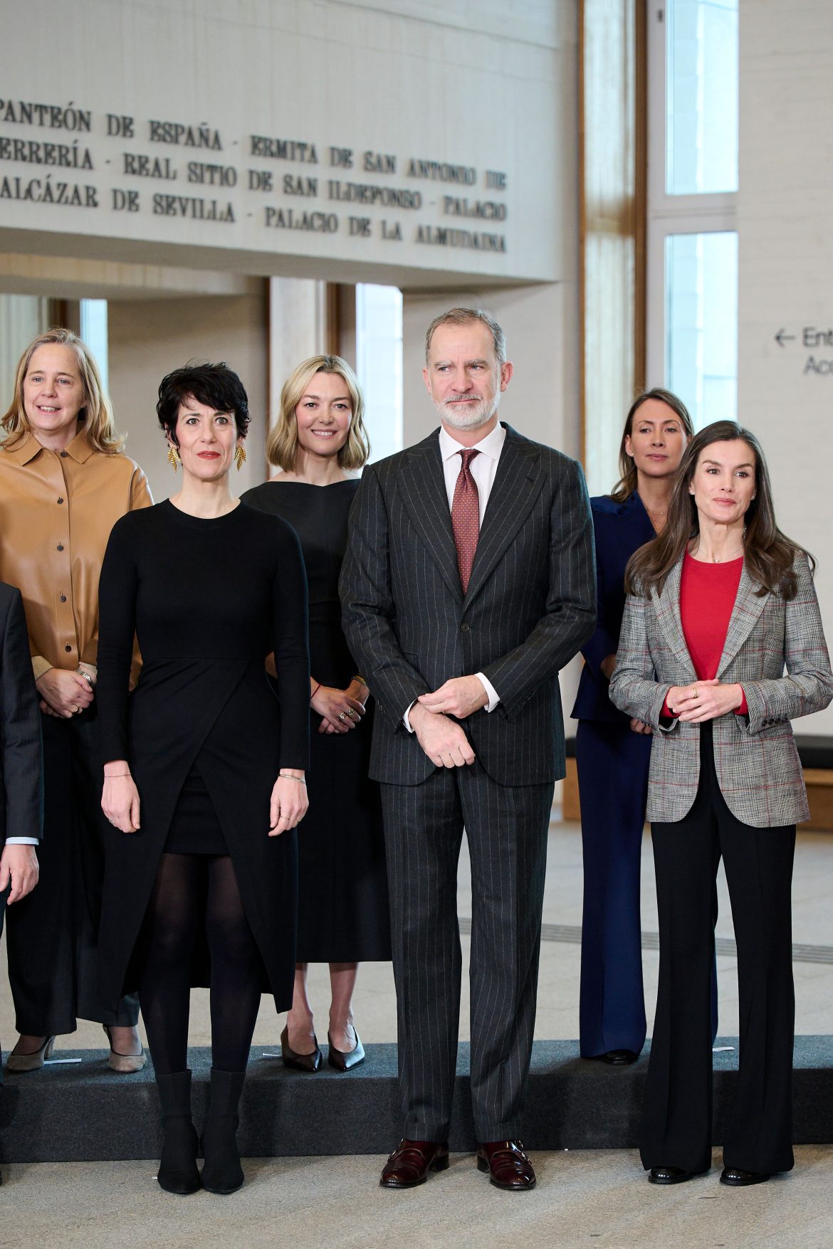 ​Abrigo de ante y un reloj Cartier de coleccionista: Marta Ortega se encuentra con los reyes Felipe y Letizia 