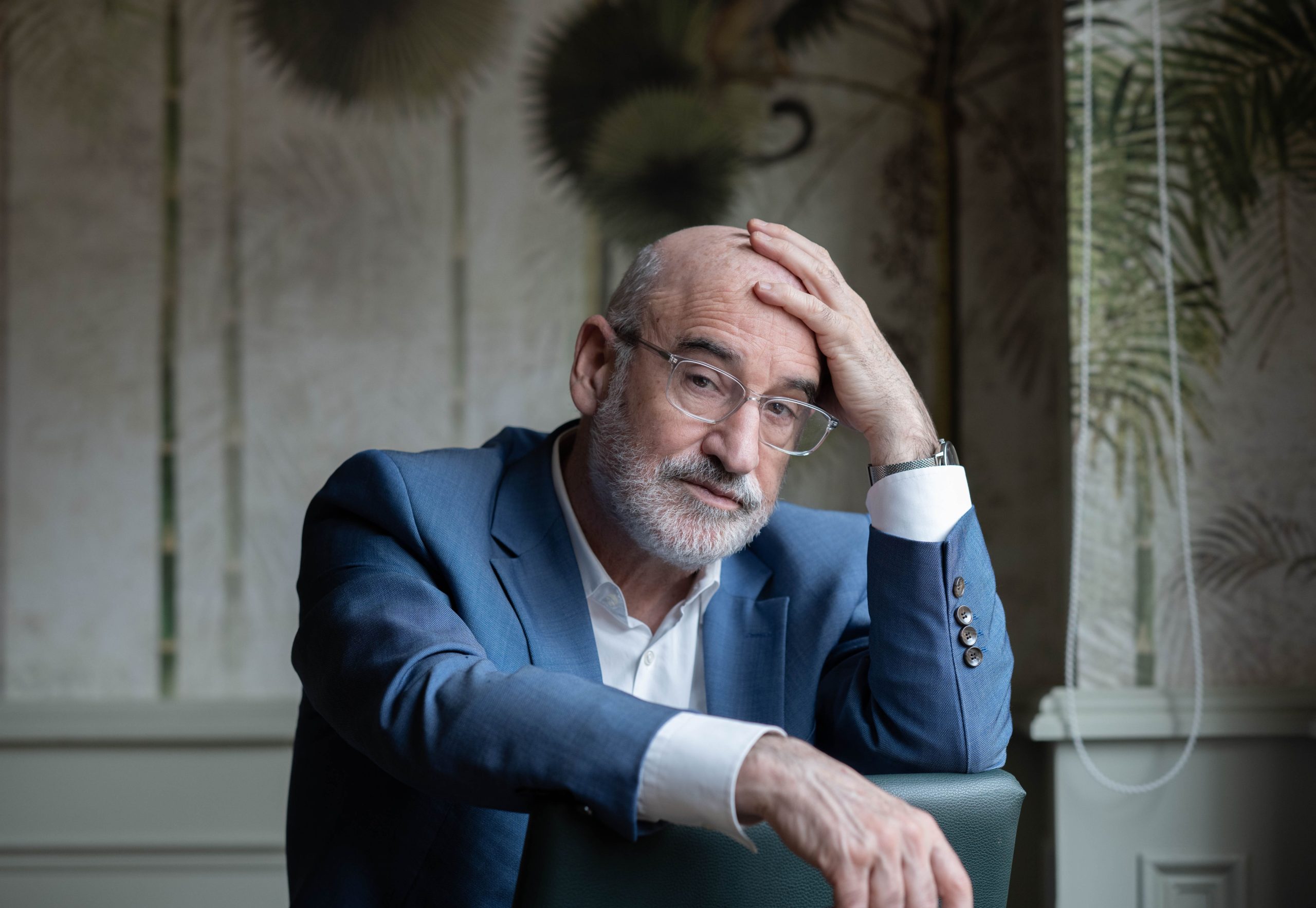 ​Fernando Aramburu: “A partir de los 70 años dejaré de leer novedades y solo revisitaré a los clásicos. Ya puedo ver cómo me esperan sonriendo” 