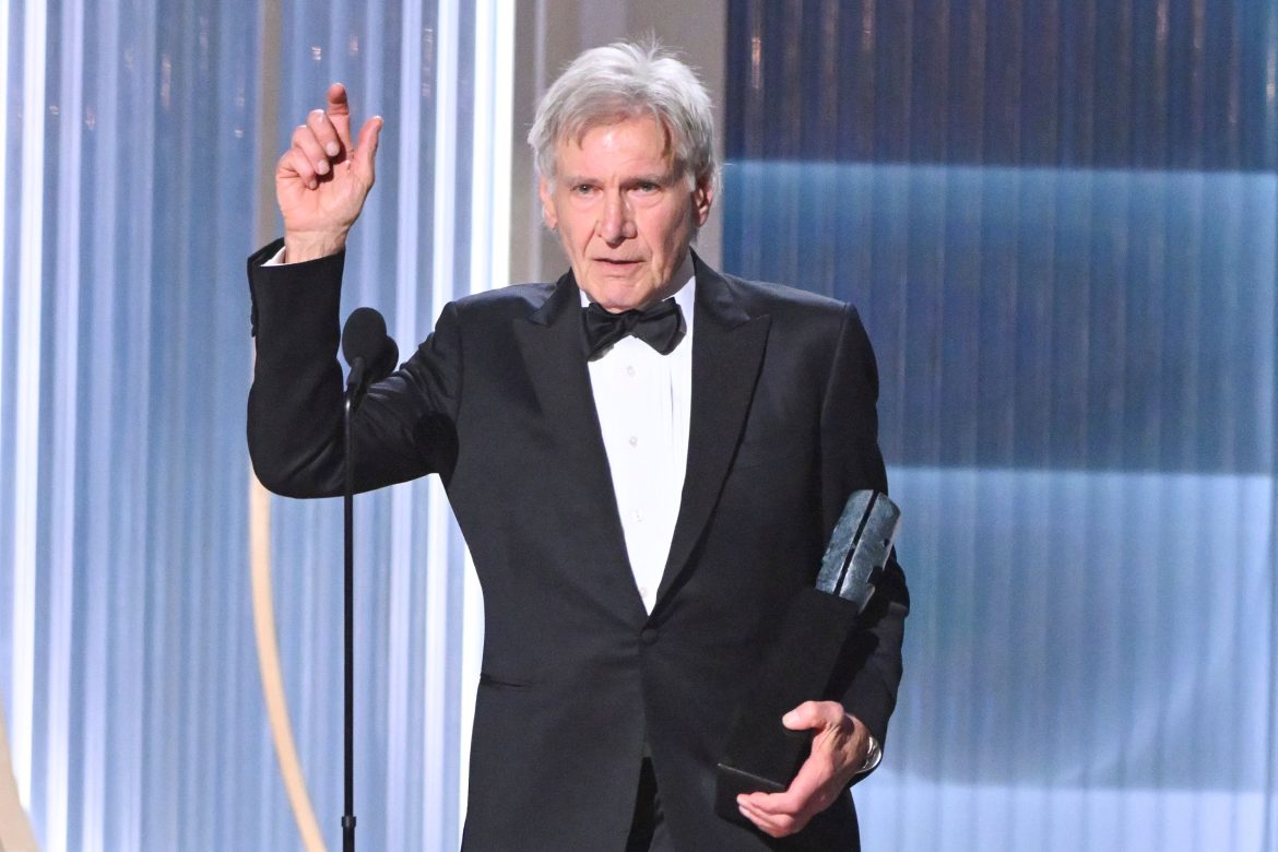 ​Harrison Ford emociona y hace reír con su discurso en los Actor Awards: “Es un poco raro recibir un premio a toda una trayectoria en el ecuador de mi carrera” 