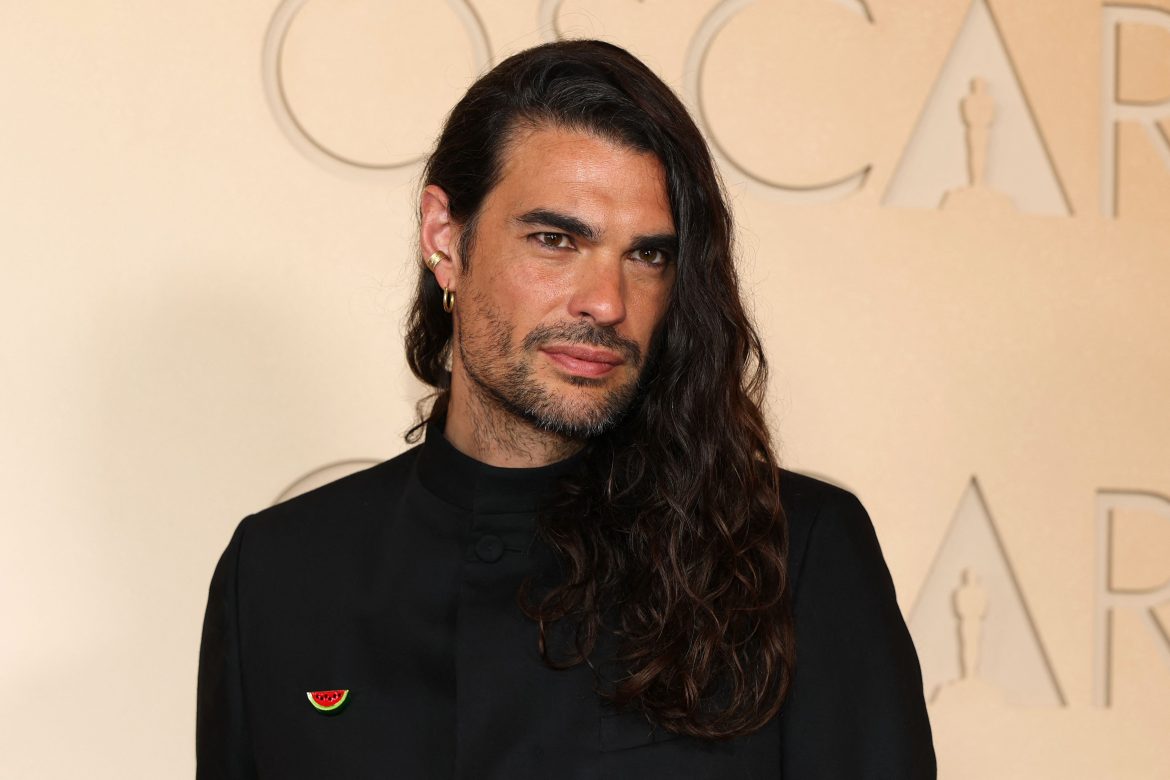 ​Todos los looks de la alfombra roja de los Oscar 2026 (actualizados en directo) 