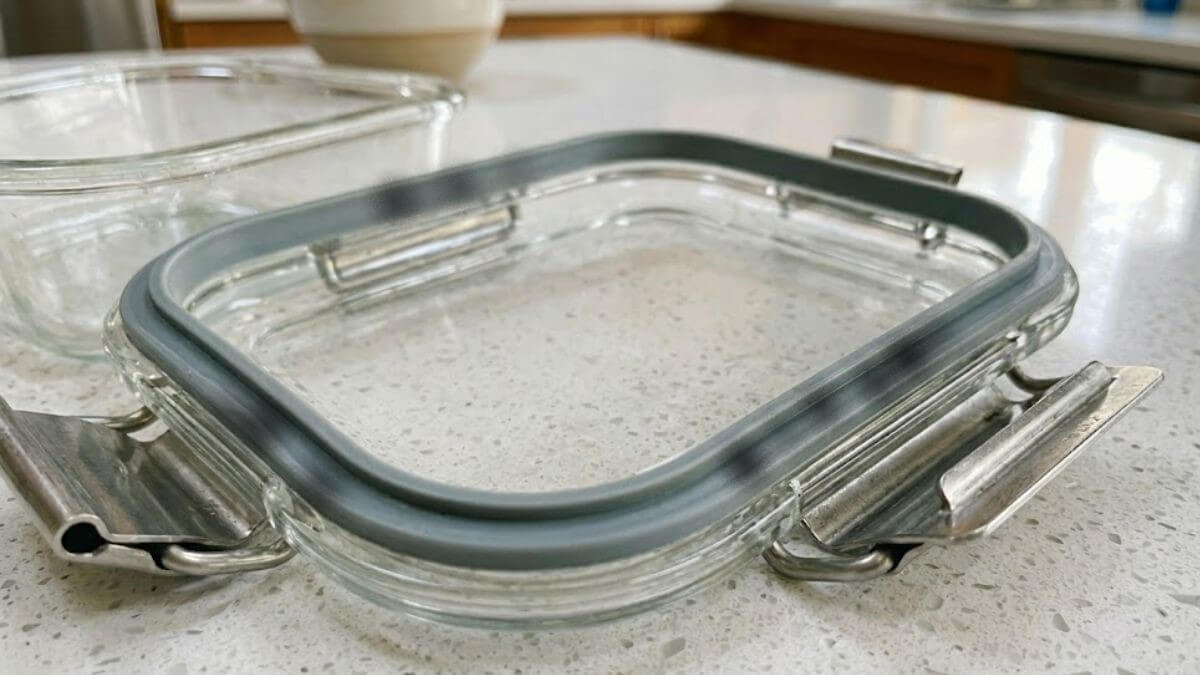 Cómo lavar las gomas de los táper y termos de la cocina sin dañarlas ni deformarlas