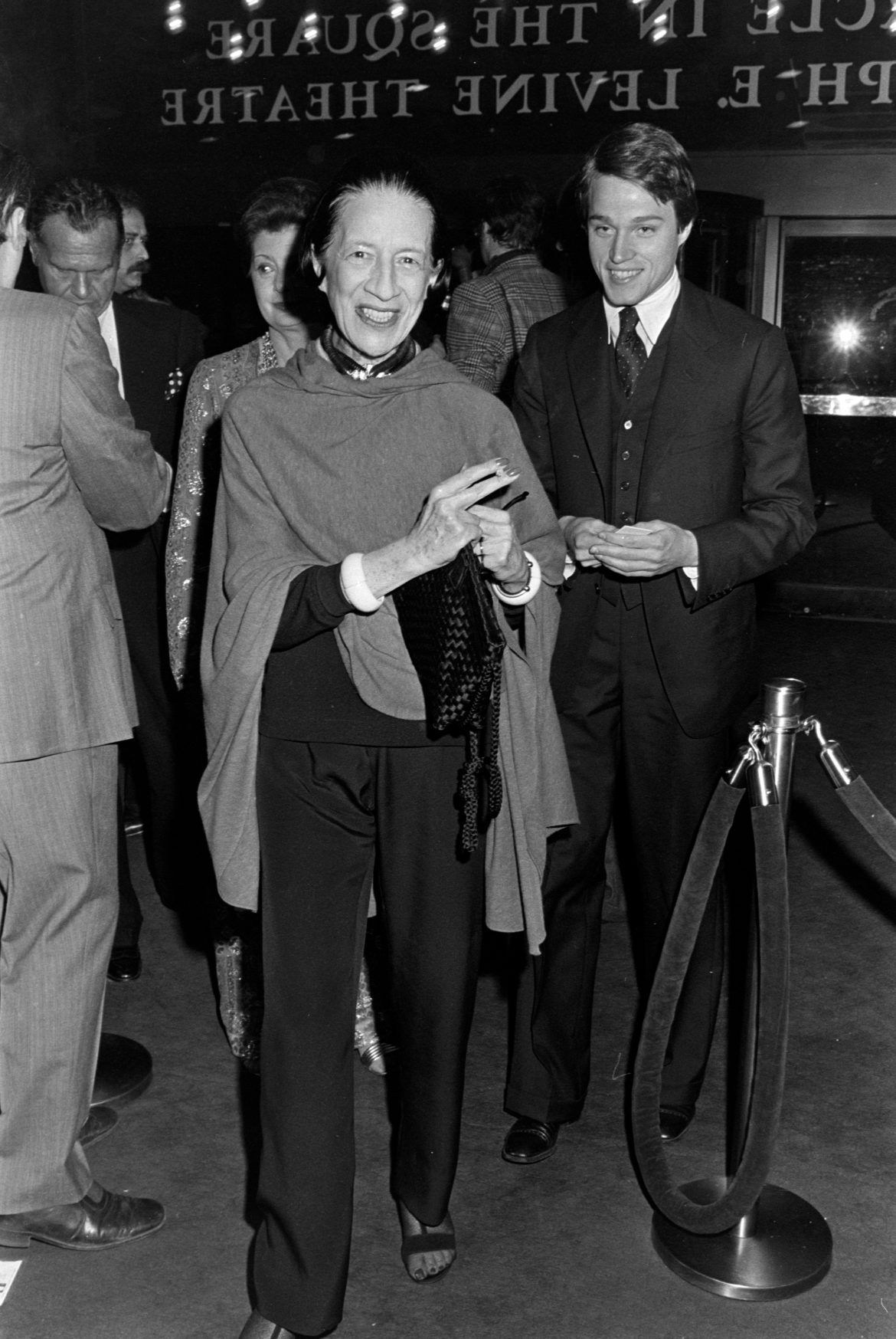 ​Adiós a Frederick Vreeland, diplomático, espía e hijo de la legendaria Diana Vreeland 