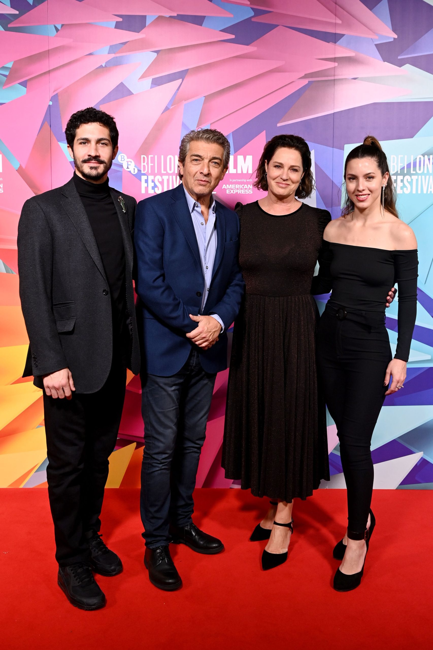 ​Clara Darín, la hermana de Chino que se derrite con su sobrino Dante, el hijo de Úrsula Corberó: ceramista, fotógrafa y con una vida al margen del lado público familiar 