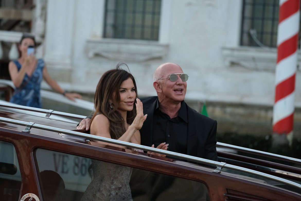 ​Por qué el discurso de su hijo fue el “segundo momento más importante» que Lauren Sánchez vivió en su boda con Jeff Bezos 