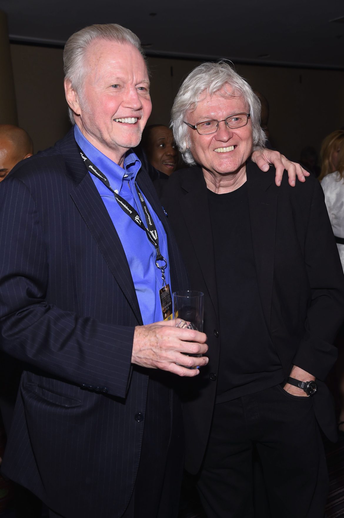 ​Adiós a Chip Taylor, el hermano pequeño de Jon Voight (y tío de Angelina Jolie): compuso una icónica canción del rock y se le daba tan bien apostar a los caballos que se dedicó profesionalmente a ello 