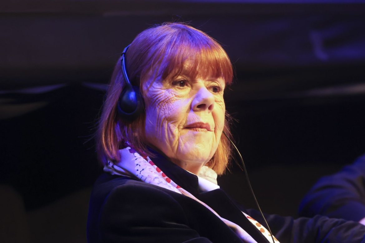 ​La fortaleza de Gisèle Pelicot despierta aplausos en Madrid: “No diría que mi marido es un monstruo. Los monstruos son objetos de la imaginación. Él es un ser humano consciente de sus hechos monstruosos» 