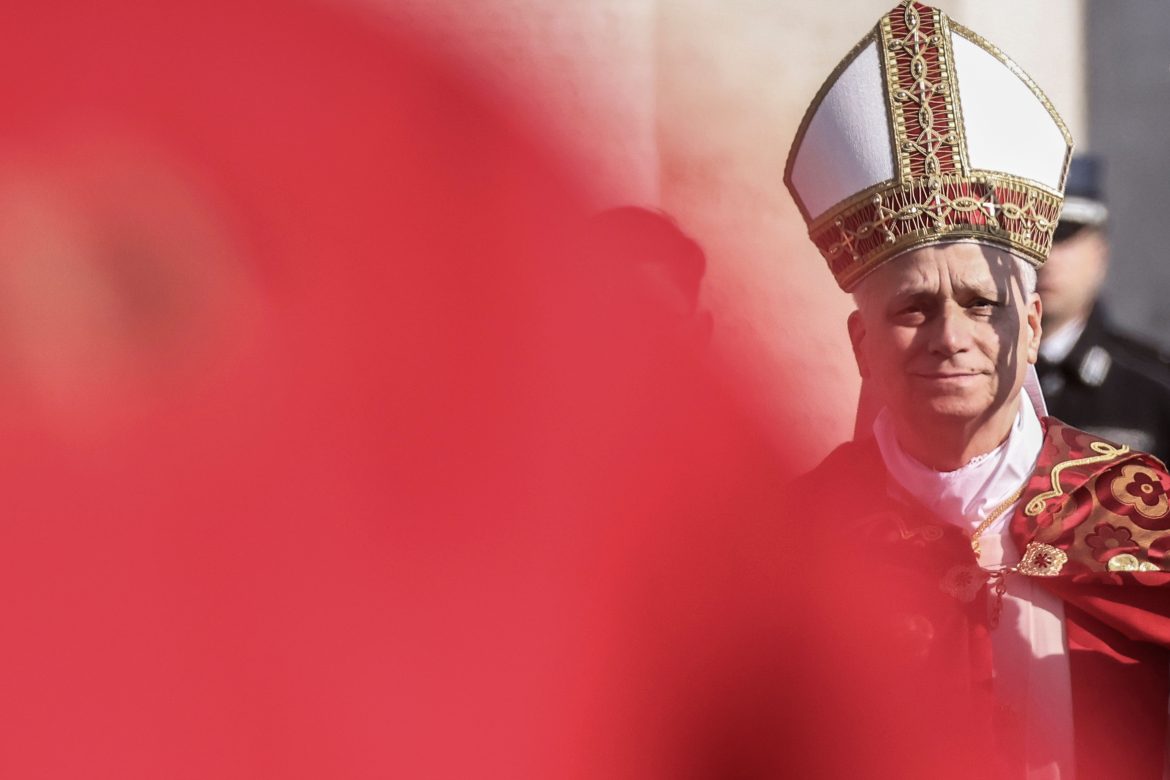 ​Un papado de Aviñón… ¿en Mar-a-Lago? La creciente tensión entre Trump y León XIV 