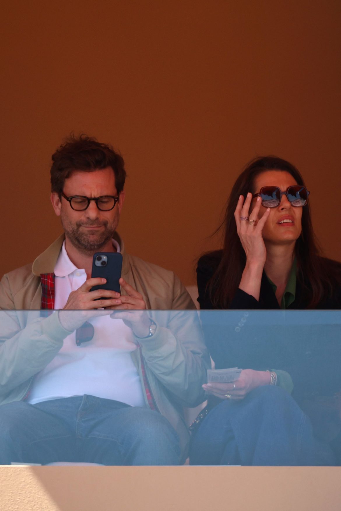 ​La discreta presencia de Charlotte Casiraghi y Nicolas Mathieu en el tenis de Montecarlo 