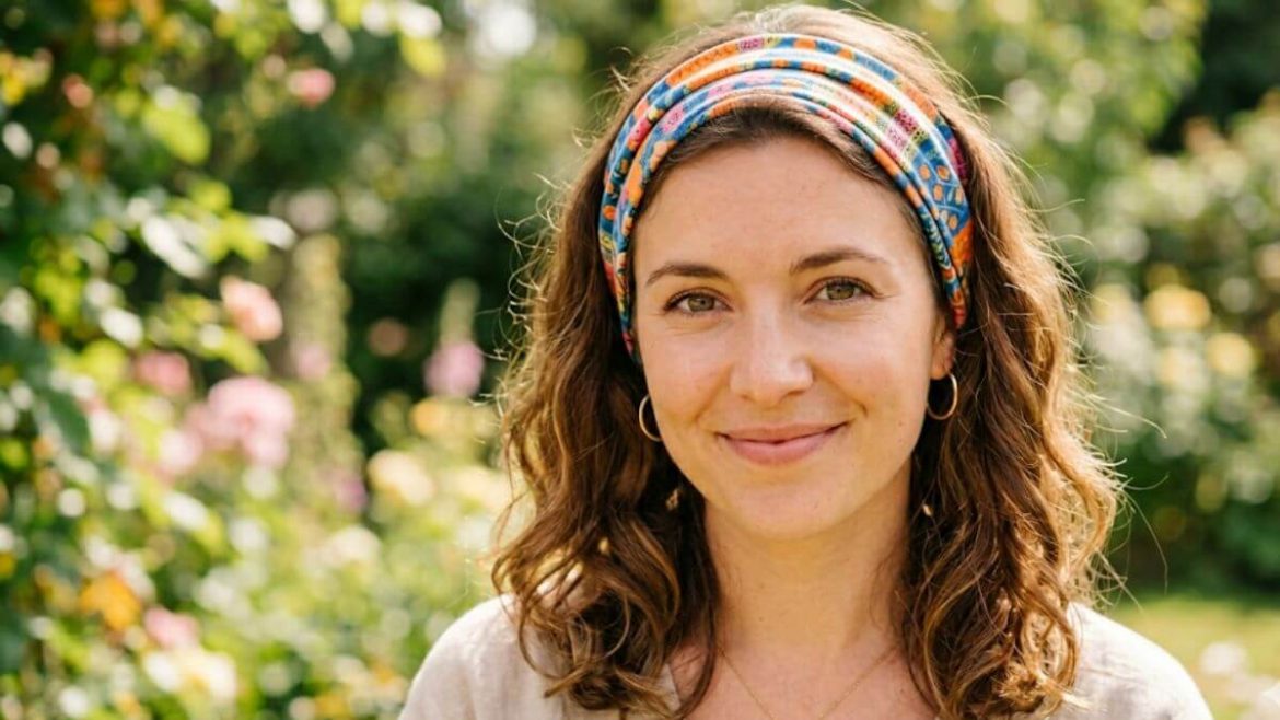 Cómo salvar un pelo rebelde con accesorios sin que se vea forzado